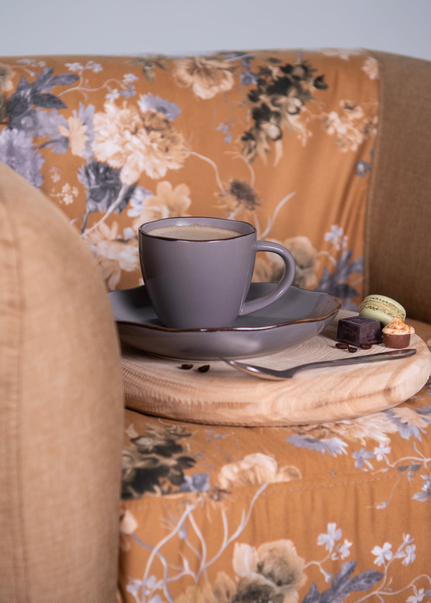 Runder Holzuntersetzer im Landhausstil - Rustikaler Topfuntersetzer