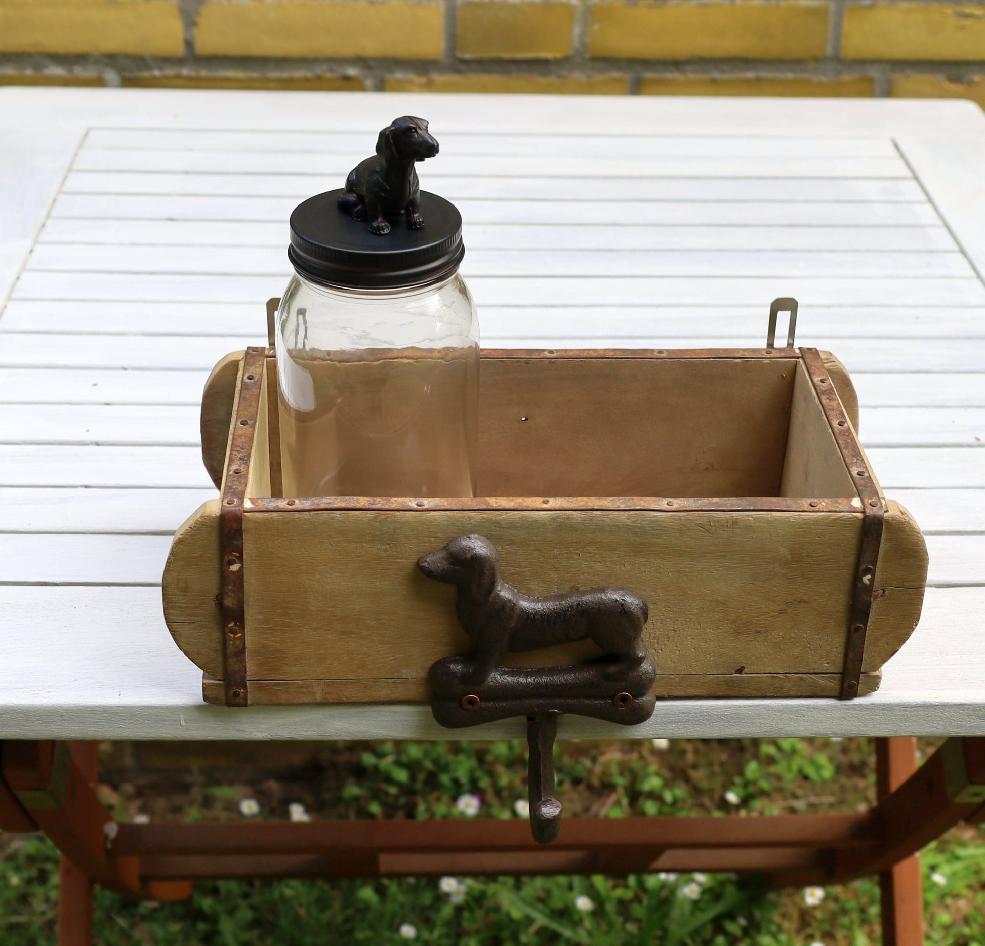 Ziegelform Alte Ziegelform aus Altholz in Weiß - Original Backsteinform 30x15x10 cm Shabby Chic und Landhaus Deko bei www.Stein-Alt.de