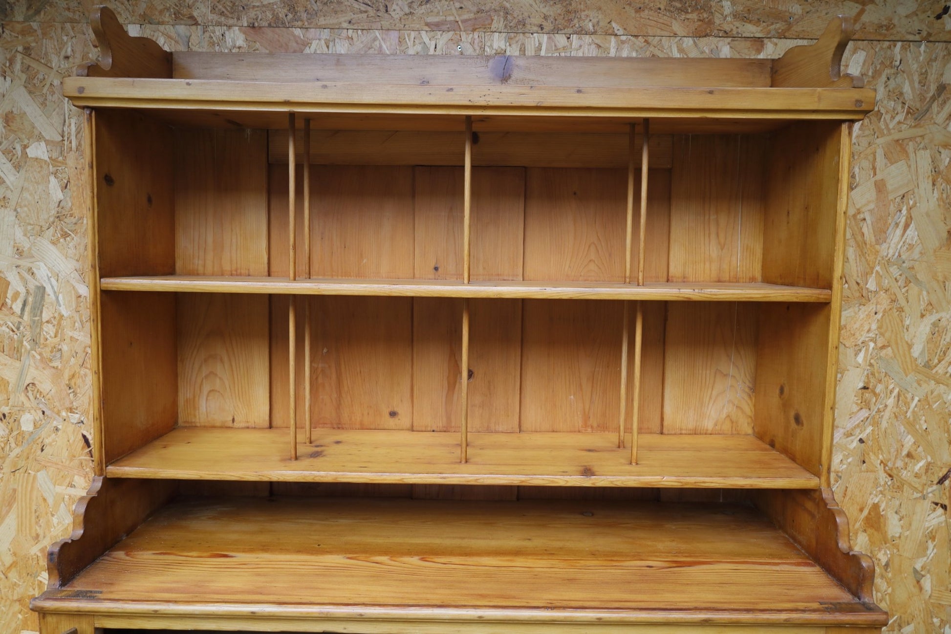 Antiker Küchenschrank Biedermeier Weichholz - Tellerschrank restauriert 1815-1845 {{ Shabby Chic und Landhaus Deko }} {{ www.Stein-Alt.de }}