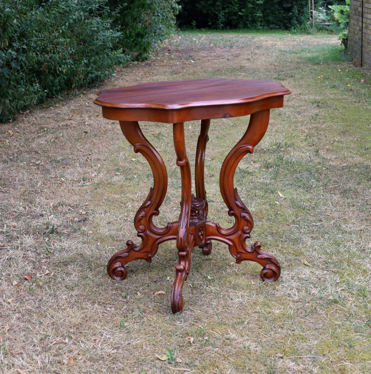 Beistelltisch Antiker Mahagoni Beistelltisch Louis-Philippe (1840–1870) Rot-Braun Shabby Chic und Landhaus Deko bei www.Stein-Alt.de