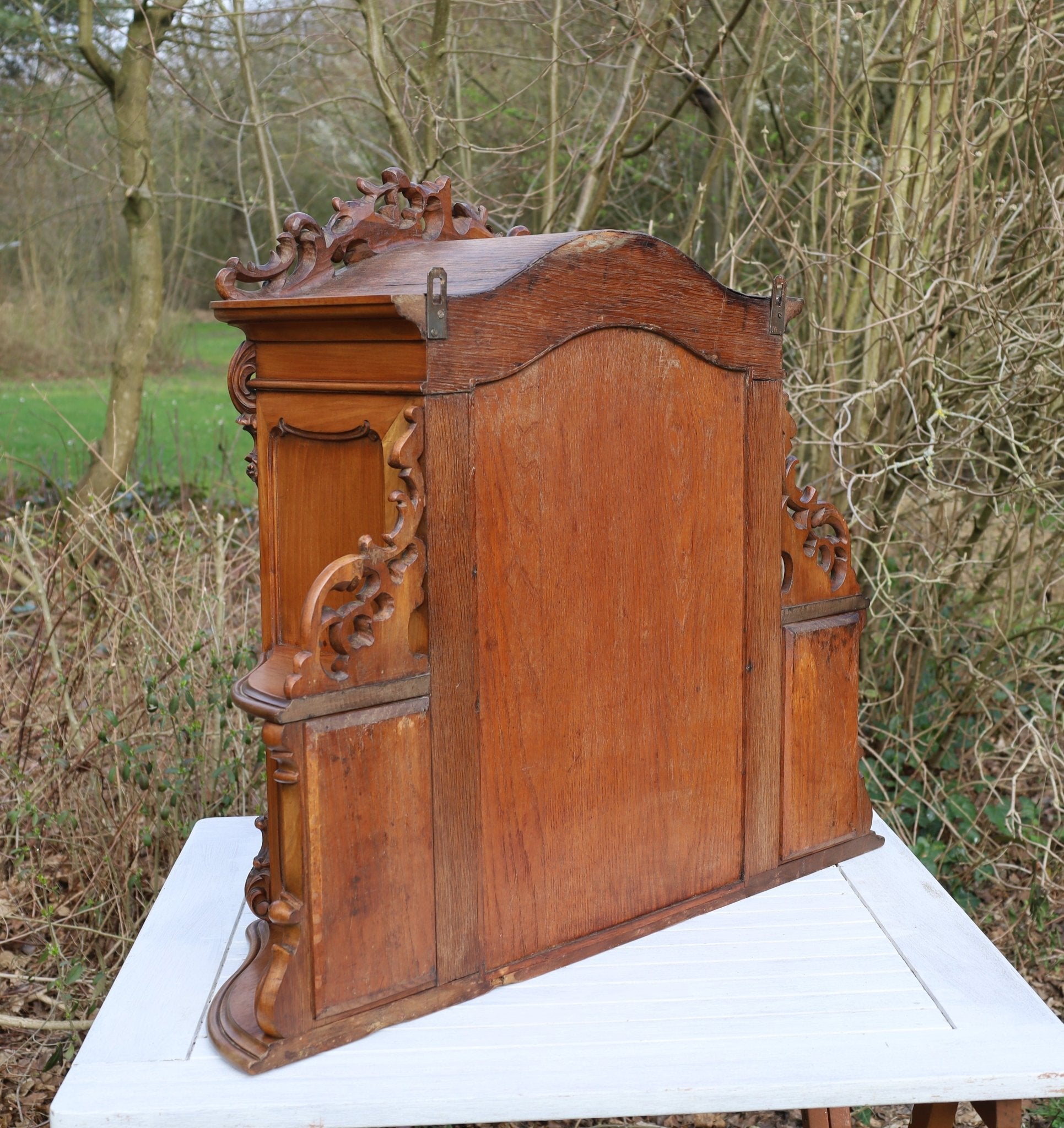 Antiker Spiegelschrank Louis-Philipp Nussbaum 1840-1870 {{ Shabby Chic und Landhaus Deko }} {{ www.Stein-Alt.de }}