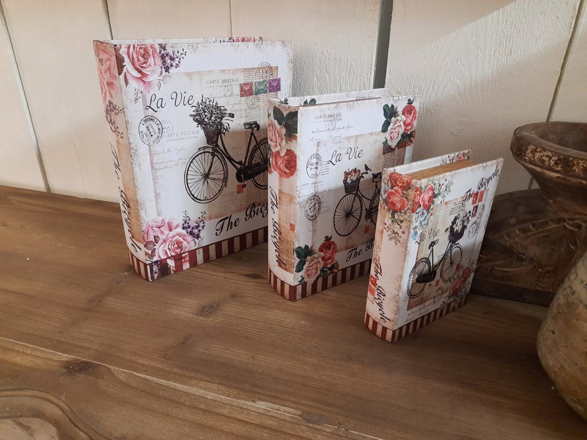 Aufbewahrungsboxen 3er Set Bücher-Design 27/22/17 cm - Romantisch Nostalgisch Vintage {{ Shabby Chic und Landhaus Deko }} {{ www.Stein-Alt.de }}