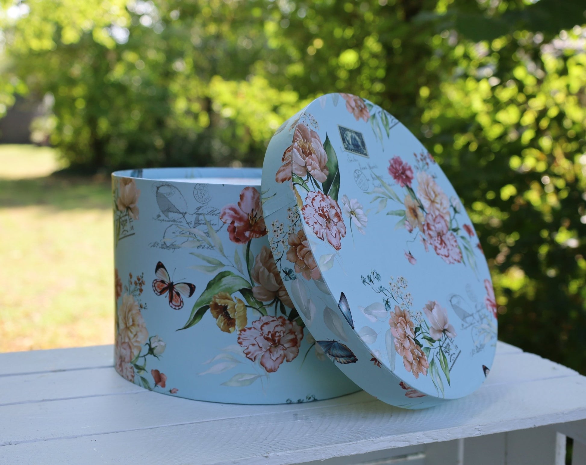 Aufbewahrungsboxen Blumen 3er Set - Runde Pappboxen Blau Landhausstil {{ Shabby Chic und Landhaus Deko }} {{ www.Stein-Alt.de }}