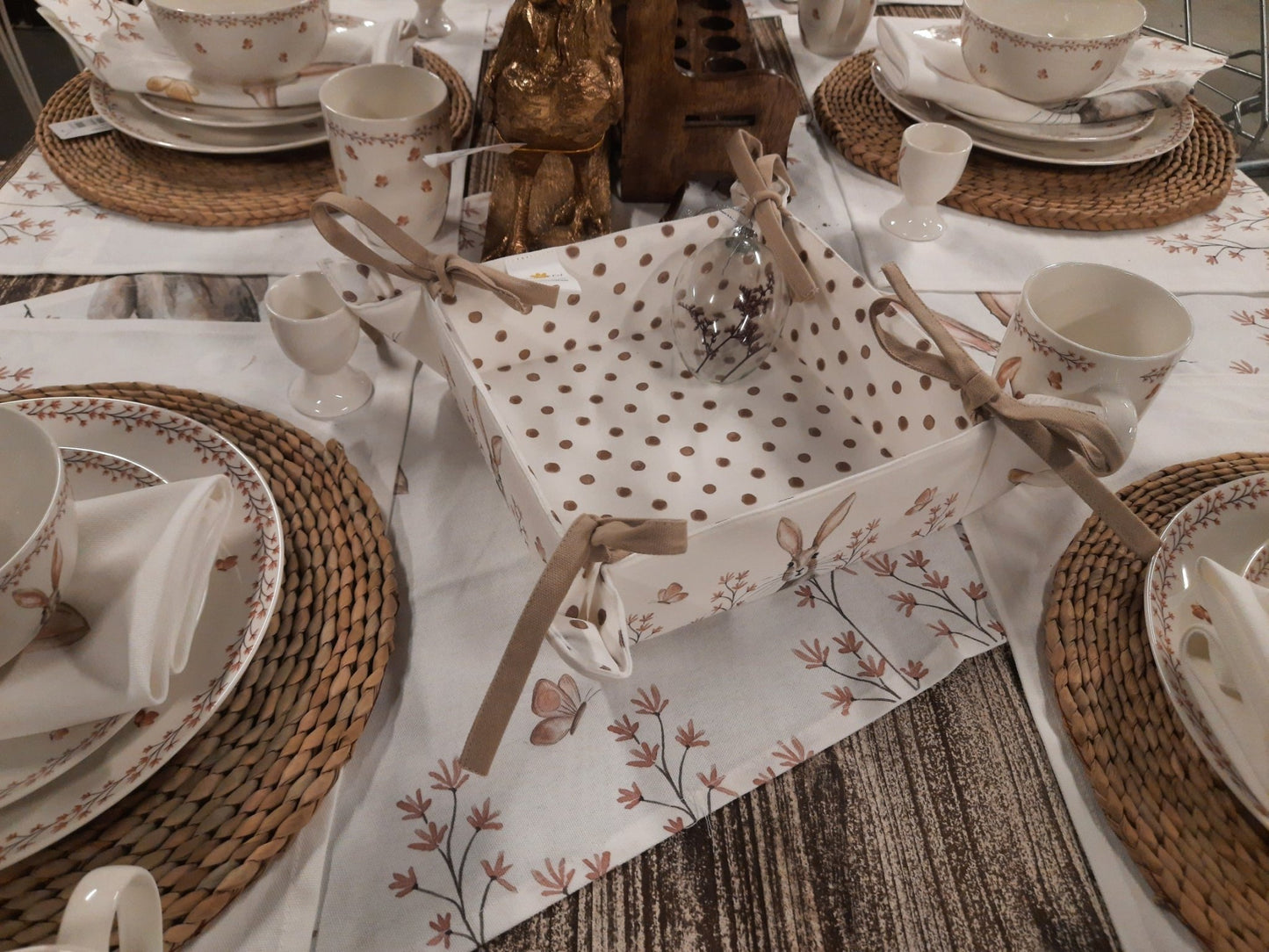 Brotkorb Ostern mit Häschen-Motiv - Beige Baumwolle im Landhausstil {{ Shabby Chic und Landhaus Deko }} {{ www.Stein-Alt.de }}