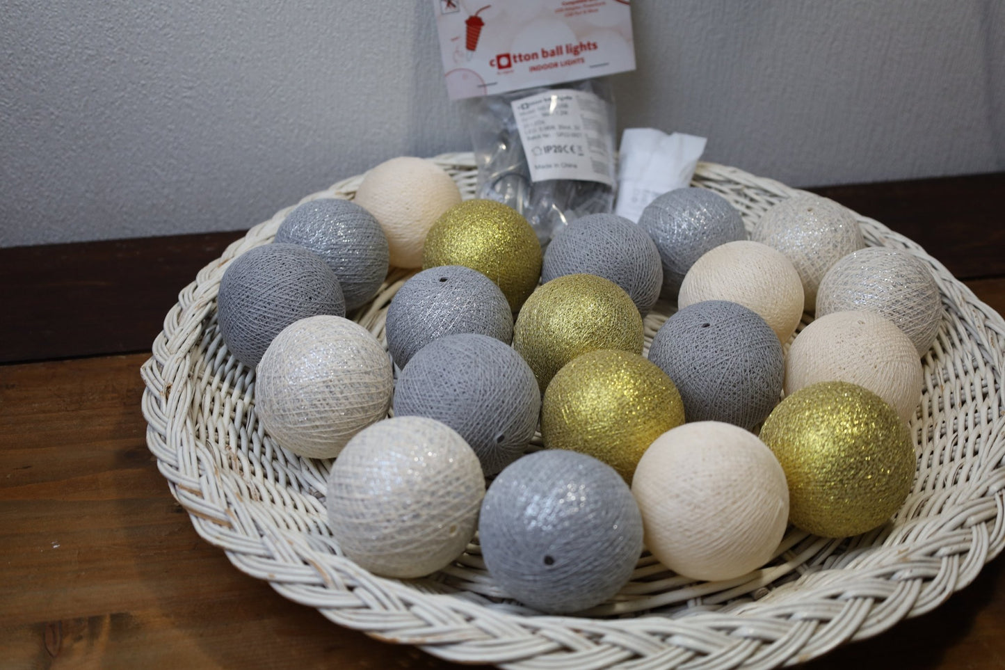 Cotton Ball Lichterkette Weihnachten - 20 LED Warmweiß Silber Gold {{ Shabby Chic und Landhaus Deko }} {{ www.Stein-Alt.de }}