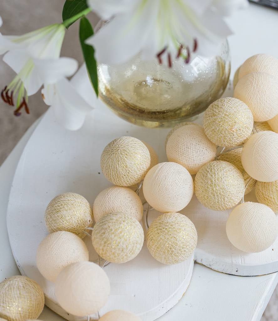 Cotton Ball Lichterkette Weihnachten - 20 LED Warmweiß Silber Gold Gold {{ Shabby Chic und Landhaus Deko }} {{ www.Stein-Alt.de }}