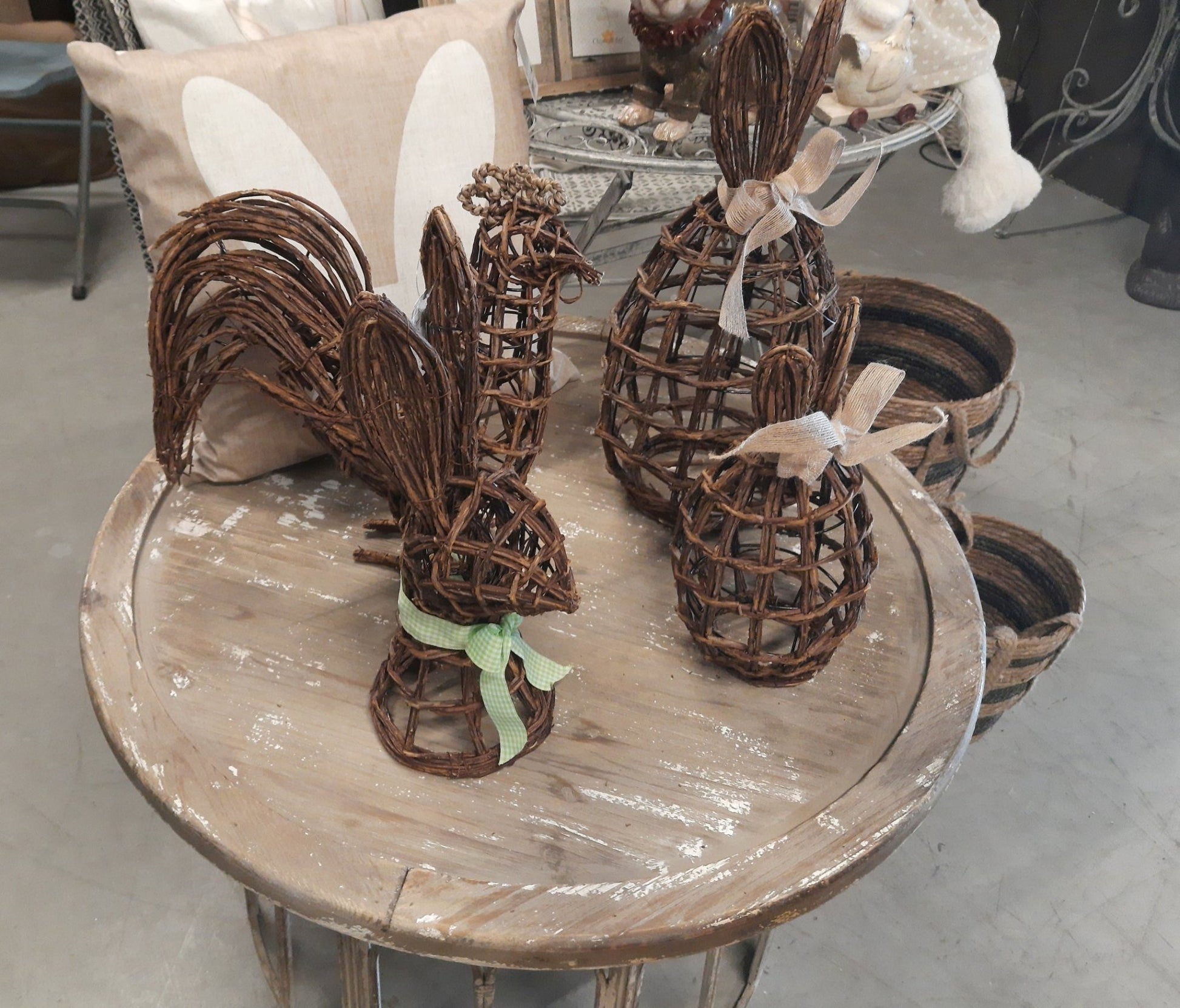 Deko Hase Ostern Braun Rattan - Osterdeko Figur Frühling Landhaus {{ Shabby Chic und Landhaus Deko }} {{ www.Stein-Alt.de }}
