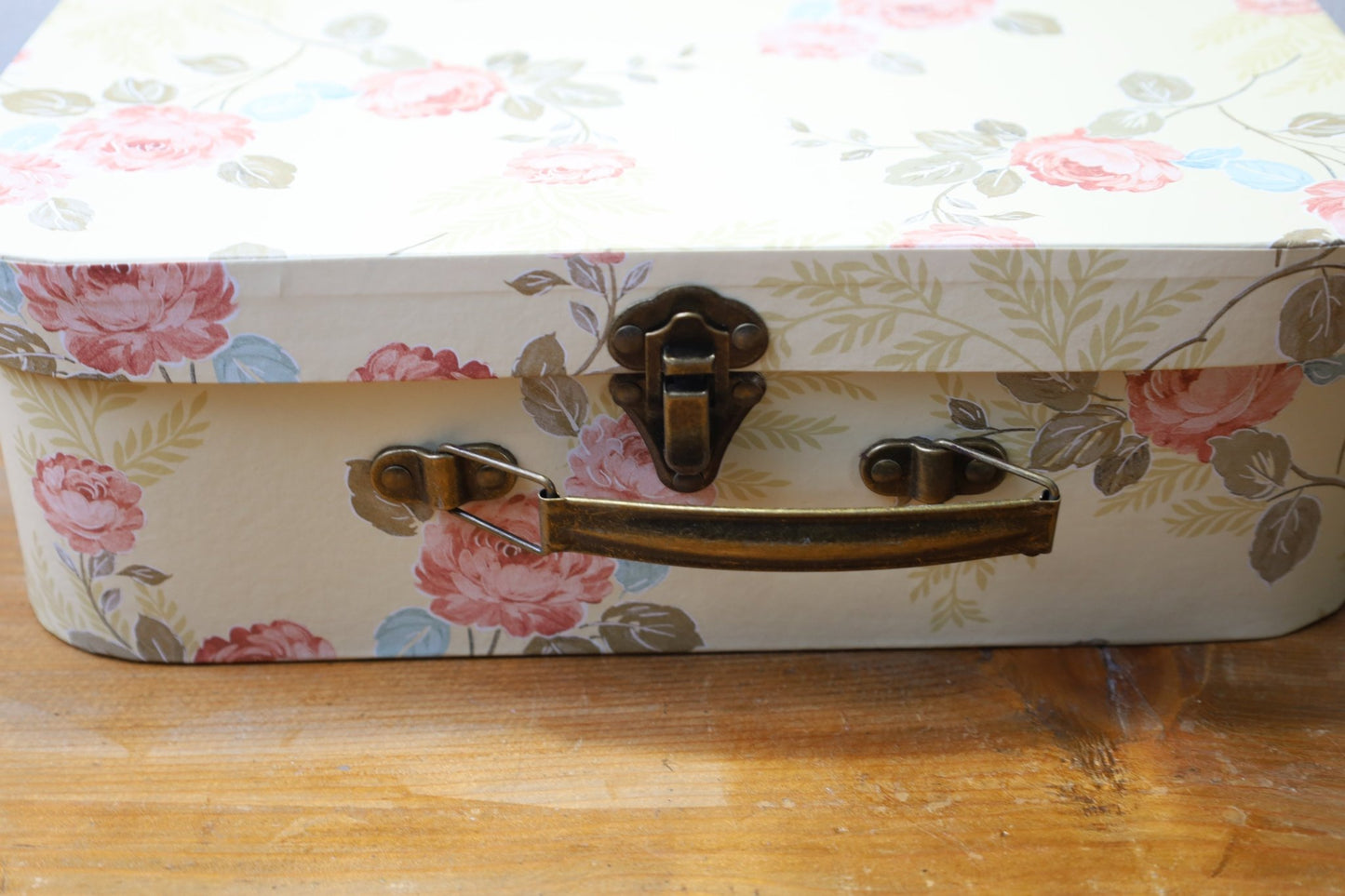 Deko Koffer Set 3-teilig Blumen Gelb Beige - Aufbewahrungsboxen Landhausstil {{ Shabby Chic und Landhaus Deko }} {{ www.Stein-Alt.de }}