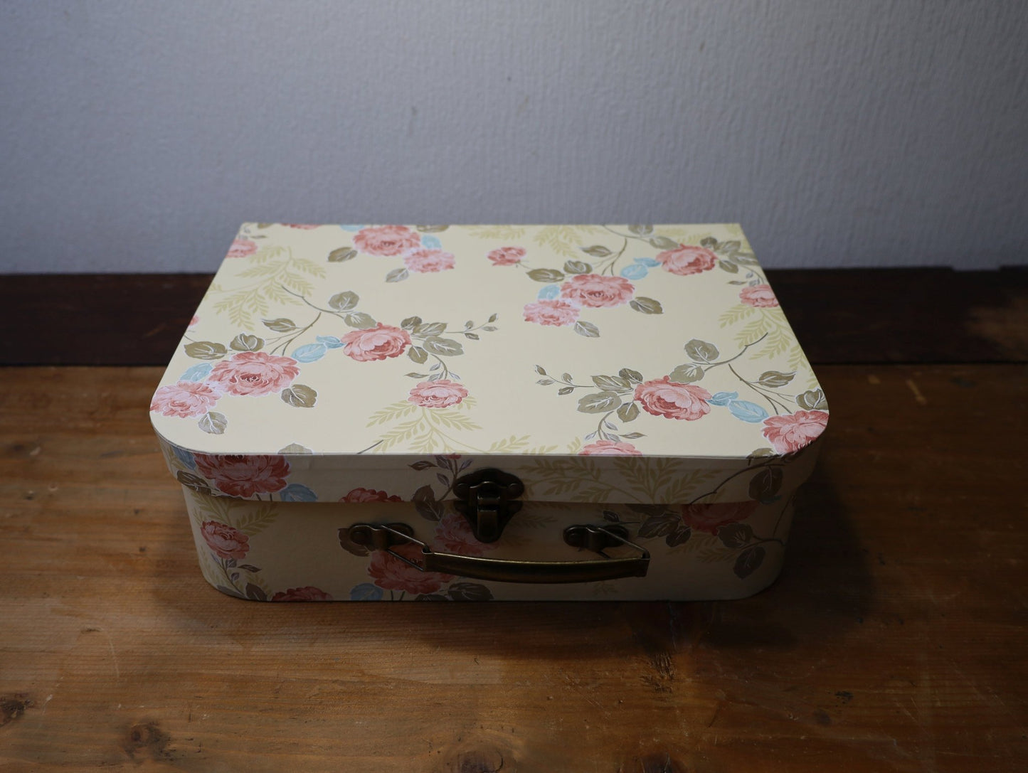 Deko Koffer Set 3-teilig Blumen Gelb Beige - Aufbewahrungsboxen Landhausstil {{ Shabby Chic und Landhaus Deko }} {{ www.Stein-Alt.de }}