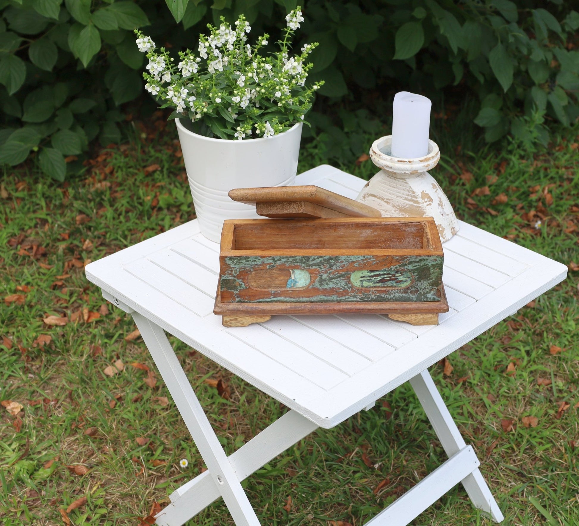 Dekorative Holzkiste Shabby Chic - Altholz Aufbewahrungsbox Vintage {{ Shabby Chic und Landhaus Deko }} {{ www.Stein-Alt.de }}