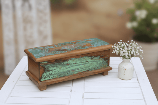 Dekorative Holzkiste Shabby Chic - Altholz Aufbewahrungsbox Vintage {{ Shabby Chic und Landhaus Deko }} {{ www.Stein-Alt.de }}