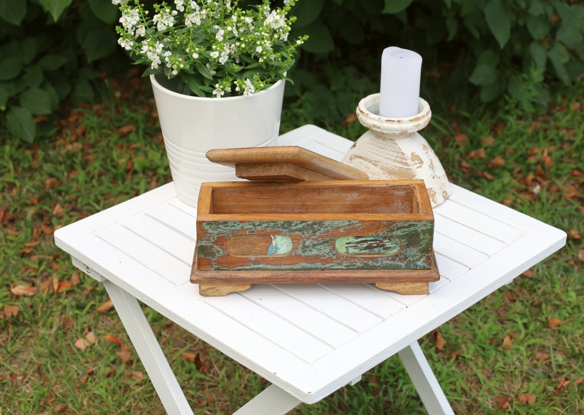Dekorative Holzkiste Shabby Chic - Altholz Aufbewahrungsbox Vintage {{ Shabby Chic und Landhaus Deko }} {{ www.Stein-Alt.de }}