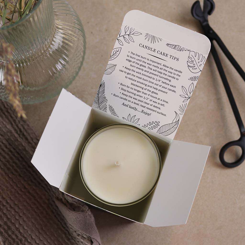 Duftkerze im Glas – Englischer Lavendel auf Sojawachsbasis, 35 Std. Brenndauer {{ Shabby Chic und Landhaus Deko }} {{ www.Stein-Alt.de }}