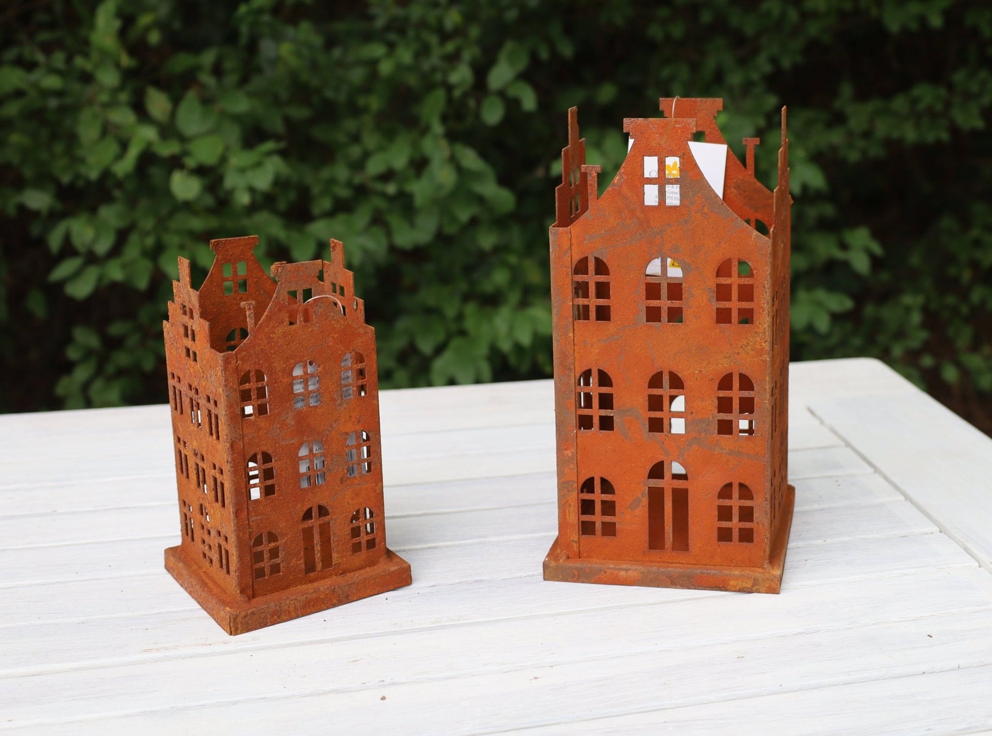 Edelrost-Häuschen 2er Set | Vintage Gartendeko Shabby Chic Landhaus {{ Shabby Chic und Landhaus Deko }} {{ www.Stein-Alt.de }}