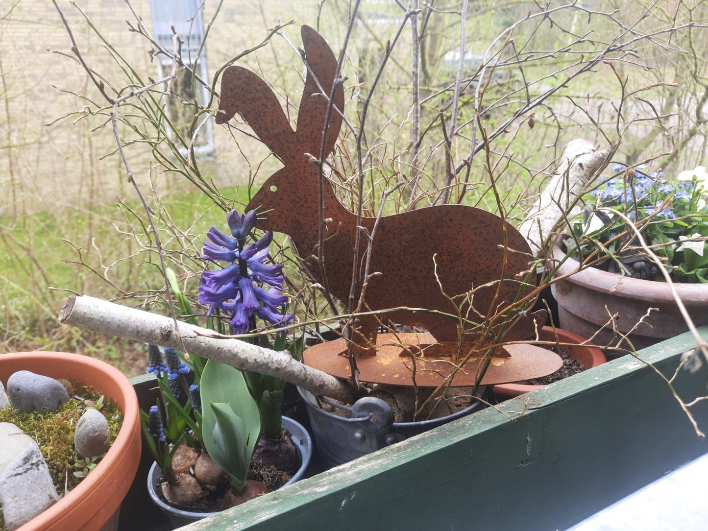 Edelrost Hase - Osterdeko für Garten & Haus | Rostikal {{ Shabby Chic und Landhaus Deko }} {{ www.Stein-Alt.de }}