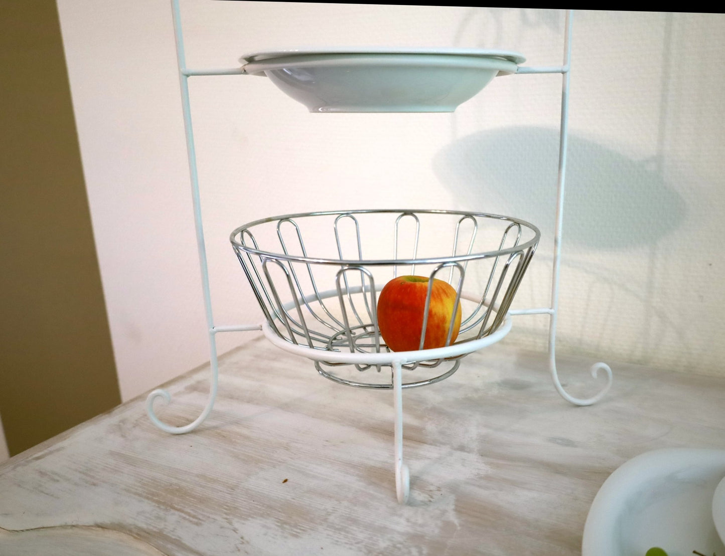 Etagere Weiß Metall Landhausstil - Tellerständer & Obstablage {{ Shabby Chic und Landhaus Deko }} {{ www.Stein-Alt.de }}