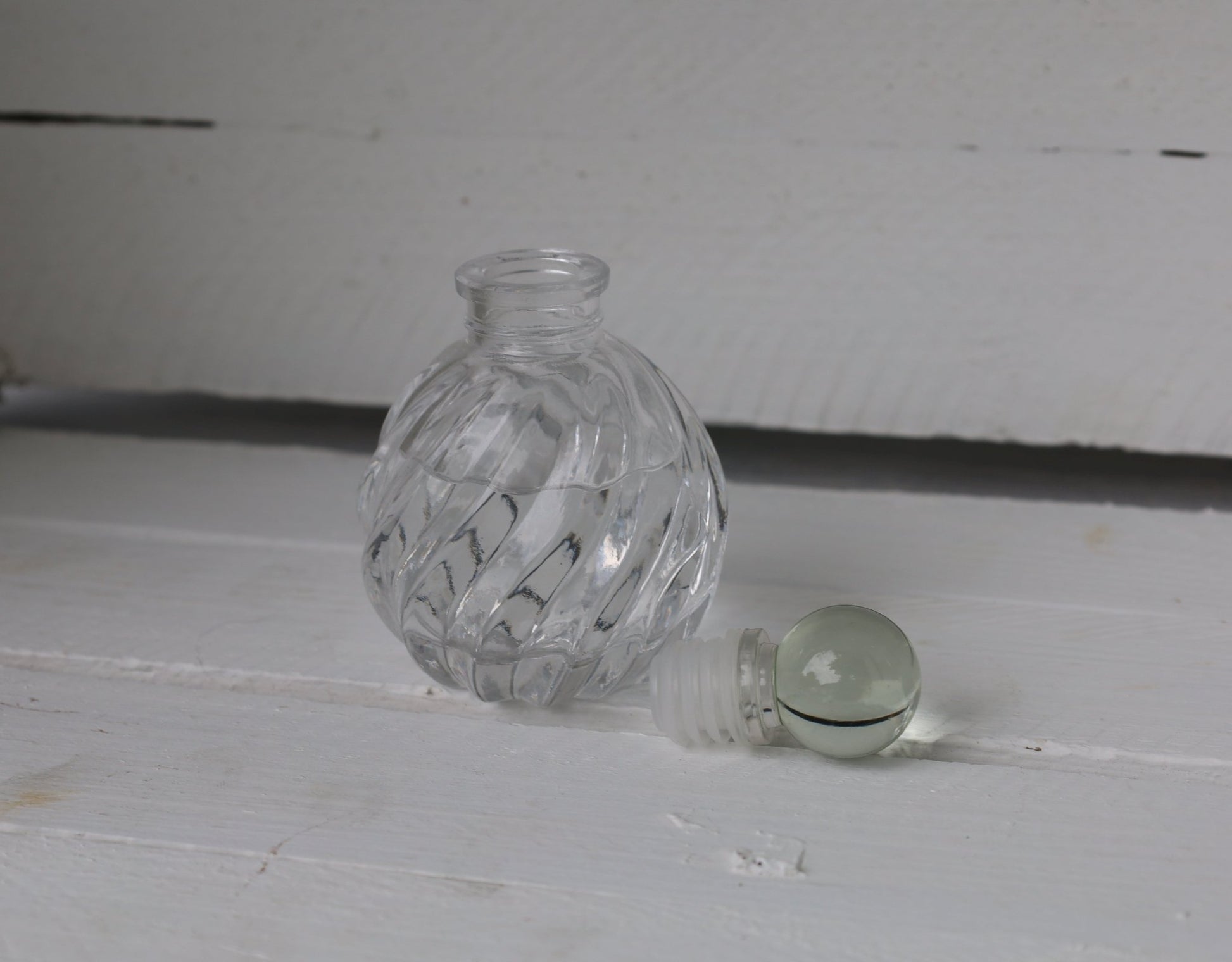 Fläschchen, kleine Flasche aus Glas mit Stopfen, verschiedene Formen {{ Shabby Chic und Landhaus Deko }} {{ www.Stein-Alt.de }}
