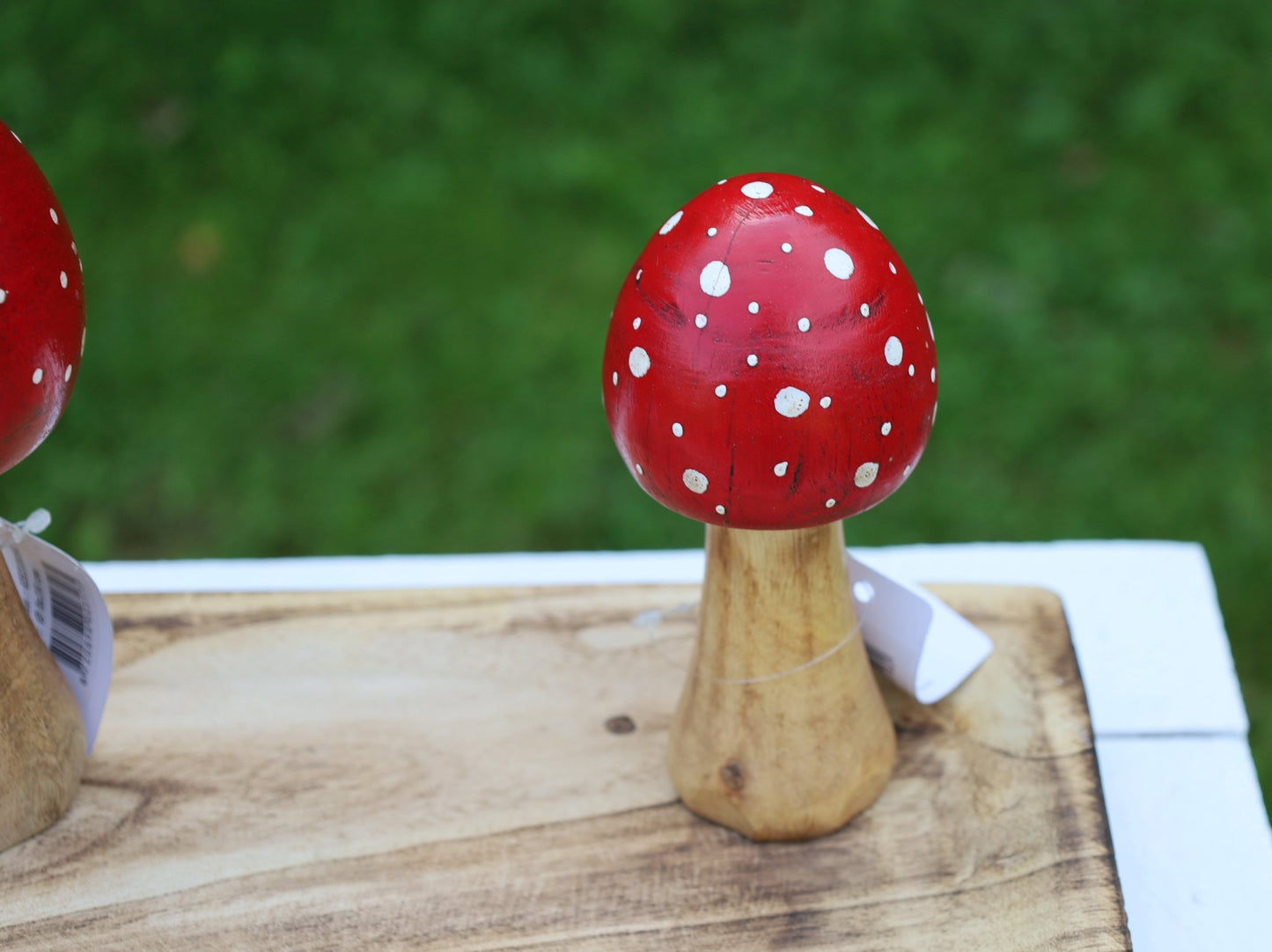 Fliegenpilz Deko aus Holz – Herbstliche Dekoration Rot-Weiß {{ Shabby Chic und Landhaus Deko }} {{ www.Stein-Alt.de }}