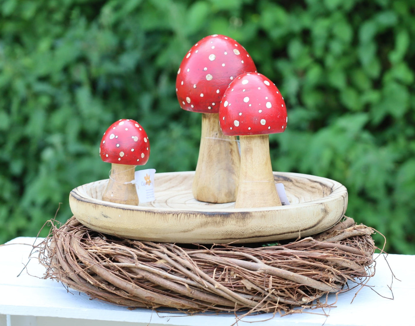 Fliegenpilz Deko aus Holz – Herbstliche Dekoration Rot-Weiß {{ Shabby Chic und Landhaus Deko }} {{ www.Stein-Alt.de }}