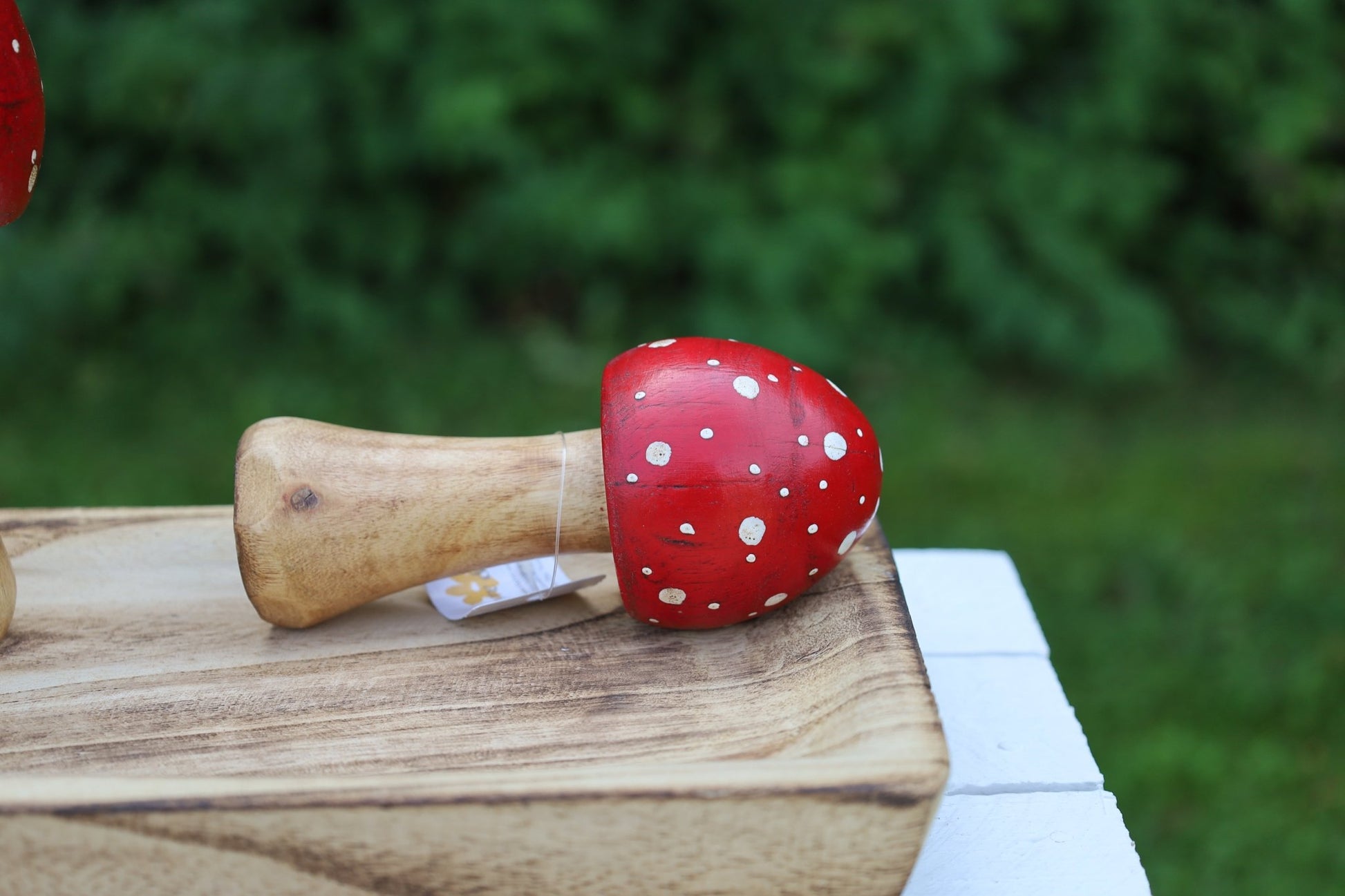 Fliegenpilz Deko aus Holz – Herbstliche Dekoration Rot-Weiß {{ Shabby Chic und Landhaus Deko }} {{ www.Stein-Alt.de }}
