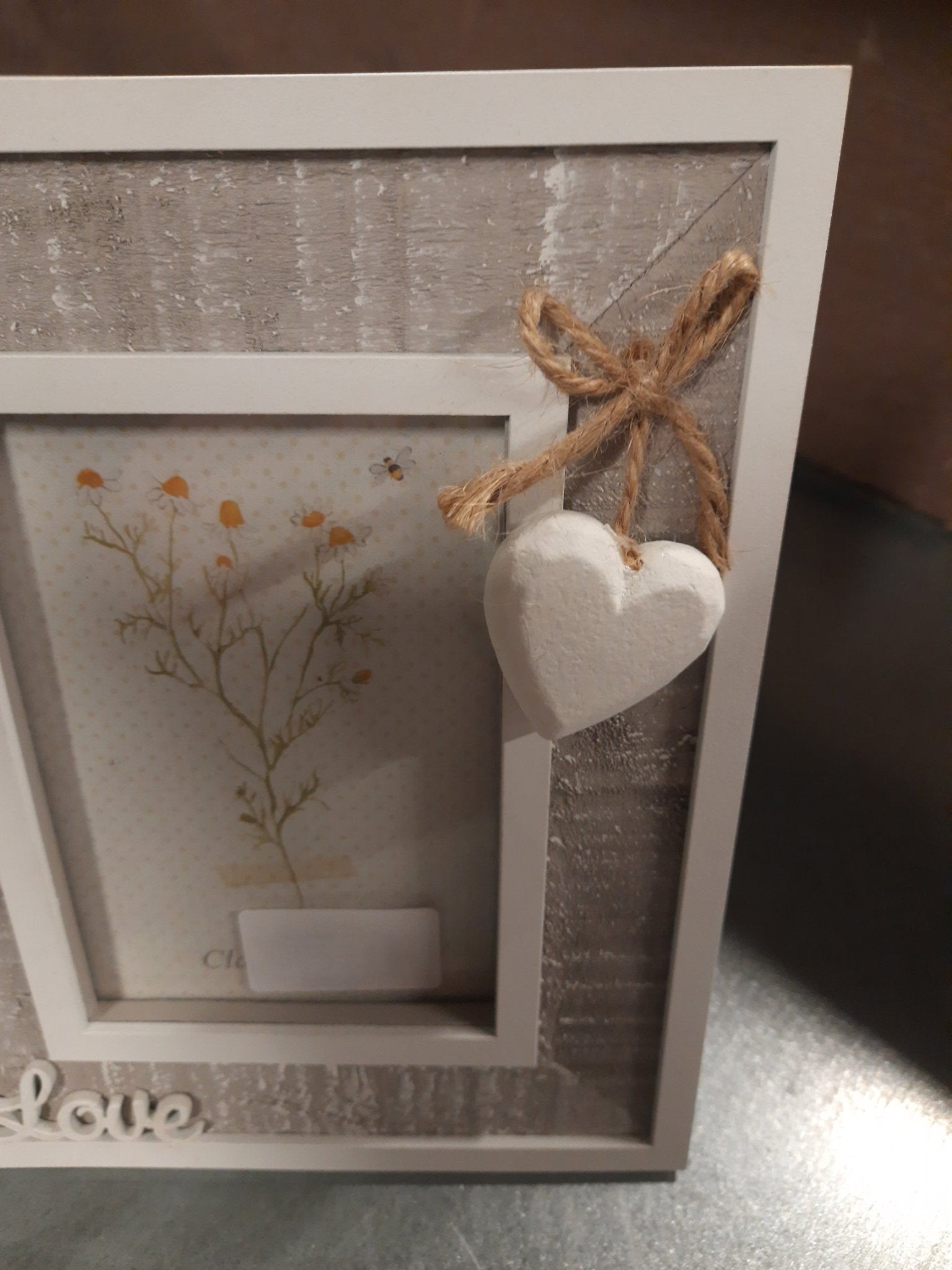 Fotorahmen Herz Love Grau Weiß 16x20 cm Holz Landhausstil - Clayre & Eef {{ Shabby Chic und Landhaus Deko }} {{ www.Stein-Alt.de }}