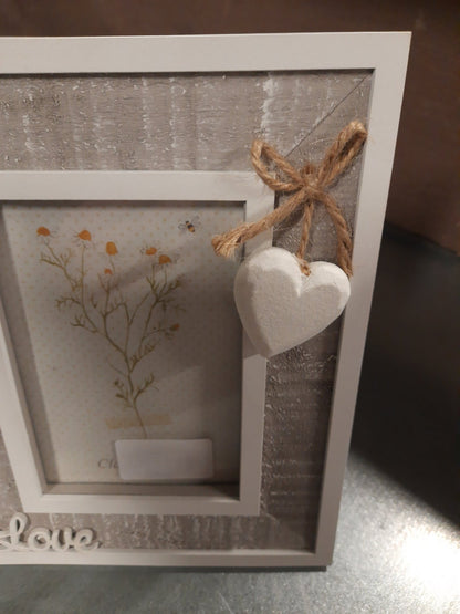 Bilderrahmen Fotorahmen Herz Love Grau Weiß 16x20 cm Holz Landhausstil - Clayre & Eef Shabby Chic und Landhaus Deko bei www.Stein-Alt.de