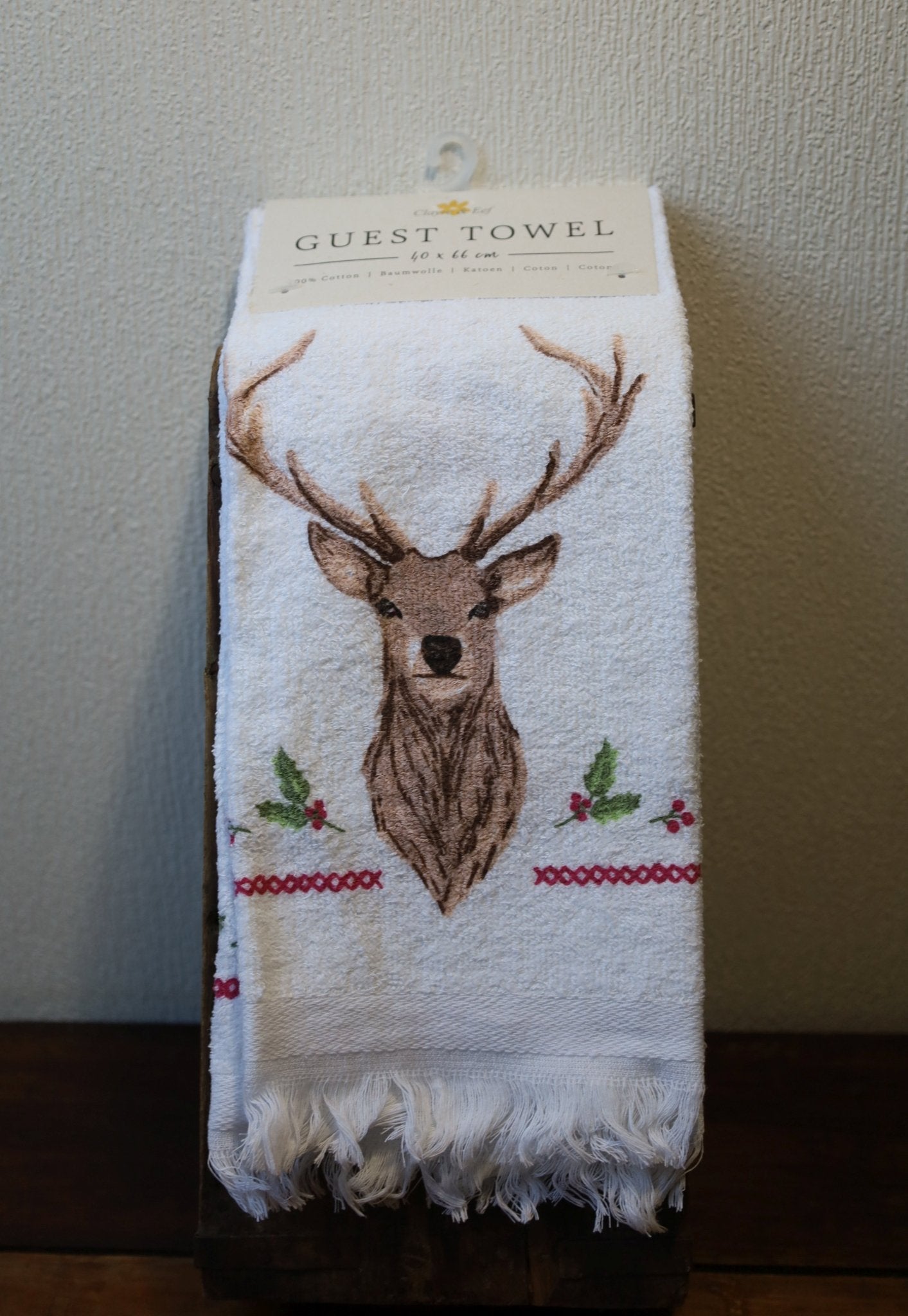 Gästehandtuch Landhausstil mit Hirschmotiv Winter - Clayre & Eef {{ Shabby Chic und Landhaus Deko }} {{ www.Stein-Alt.de }}
