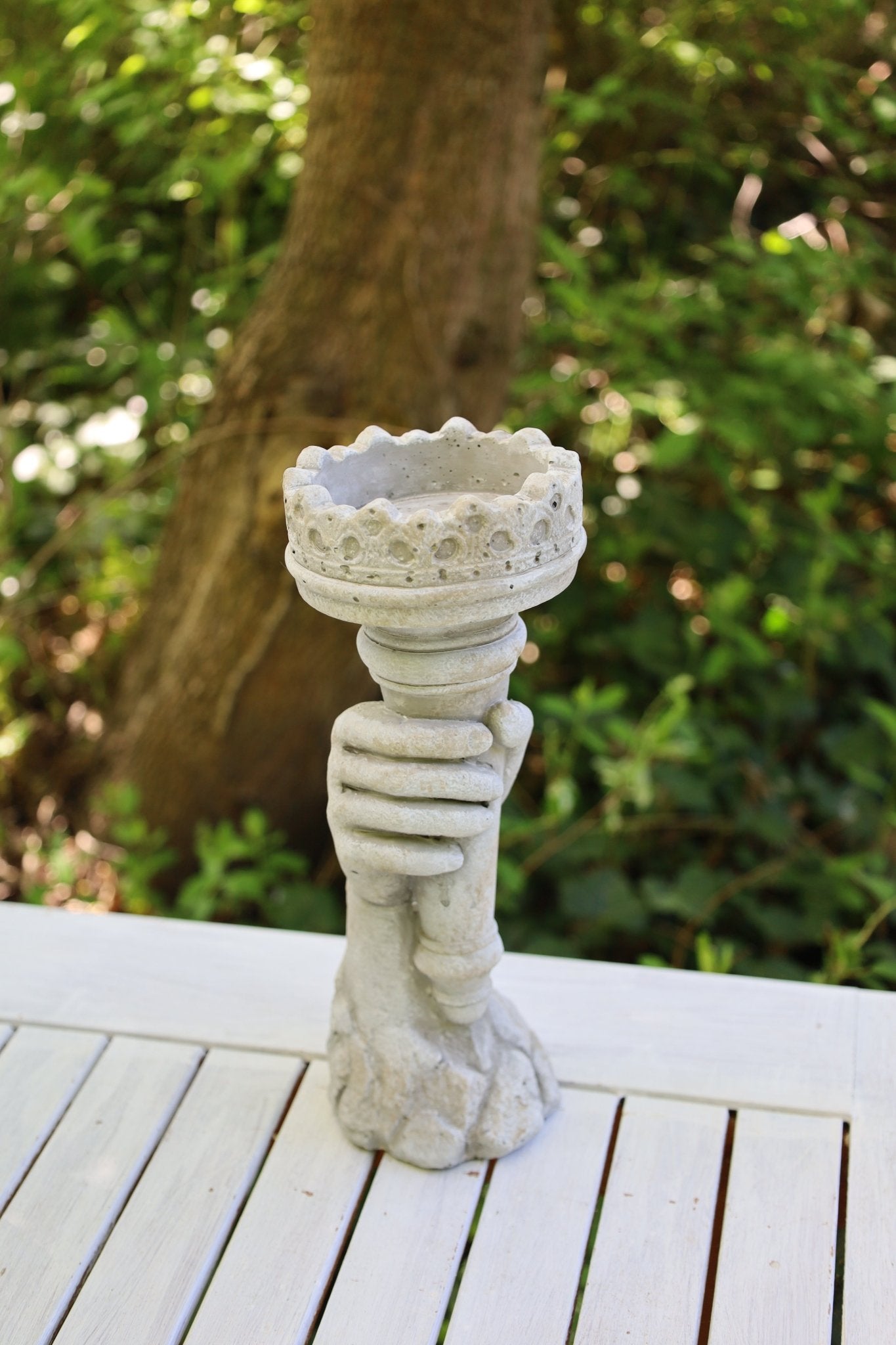 Garten-Deko in Grau, im Landhausstil aus Steinguss, Fackel mit Kerzenhalter {{ Shabby Chic und Landhaus Deko }} {{ www.Stein-Alt.de }}