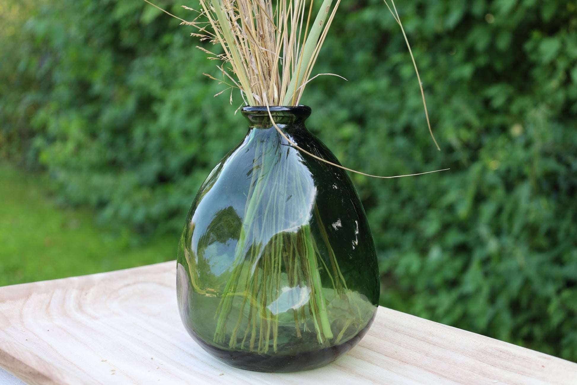 Glasvase Grün Recycelt 20cm - Organische Form Landhaus Boho Deko {{ Shabby Chic und Landhaus Deko }} {{ www.Stein-Alt.de }}