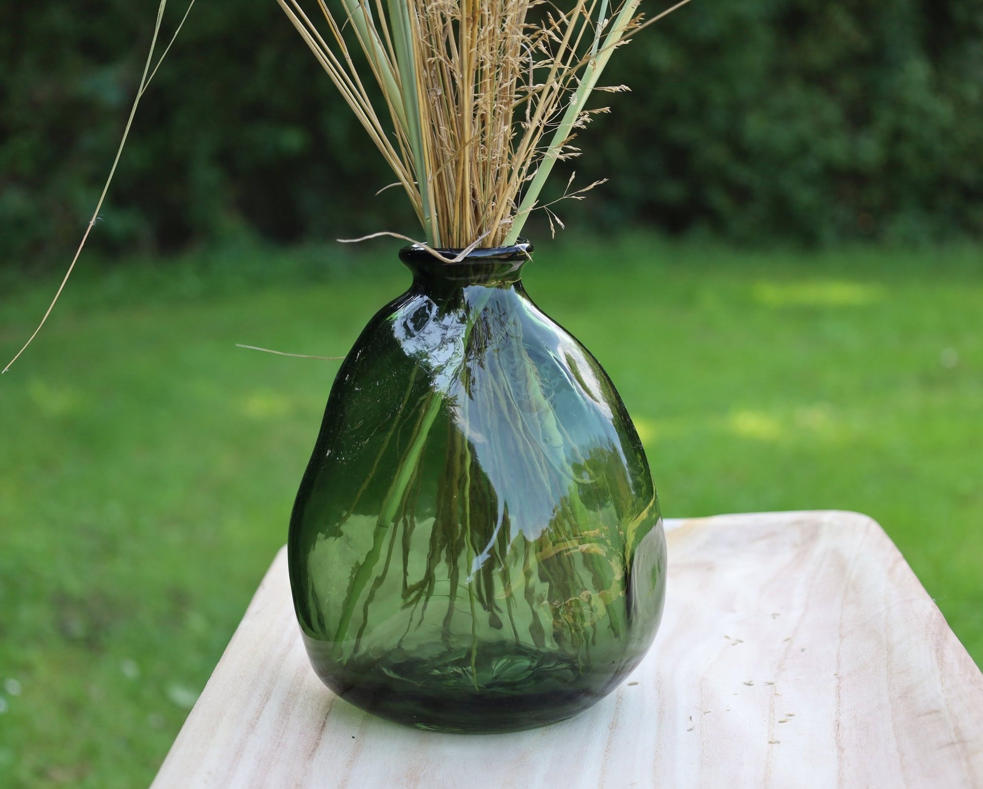 Glasvase Grün Recycelt 20cm - Organische Form Landhaus Boho Deko {{ Shabby Chic und Landhaus Deko }} {{ www.Stein-Alt.de }}