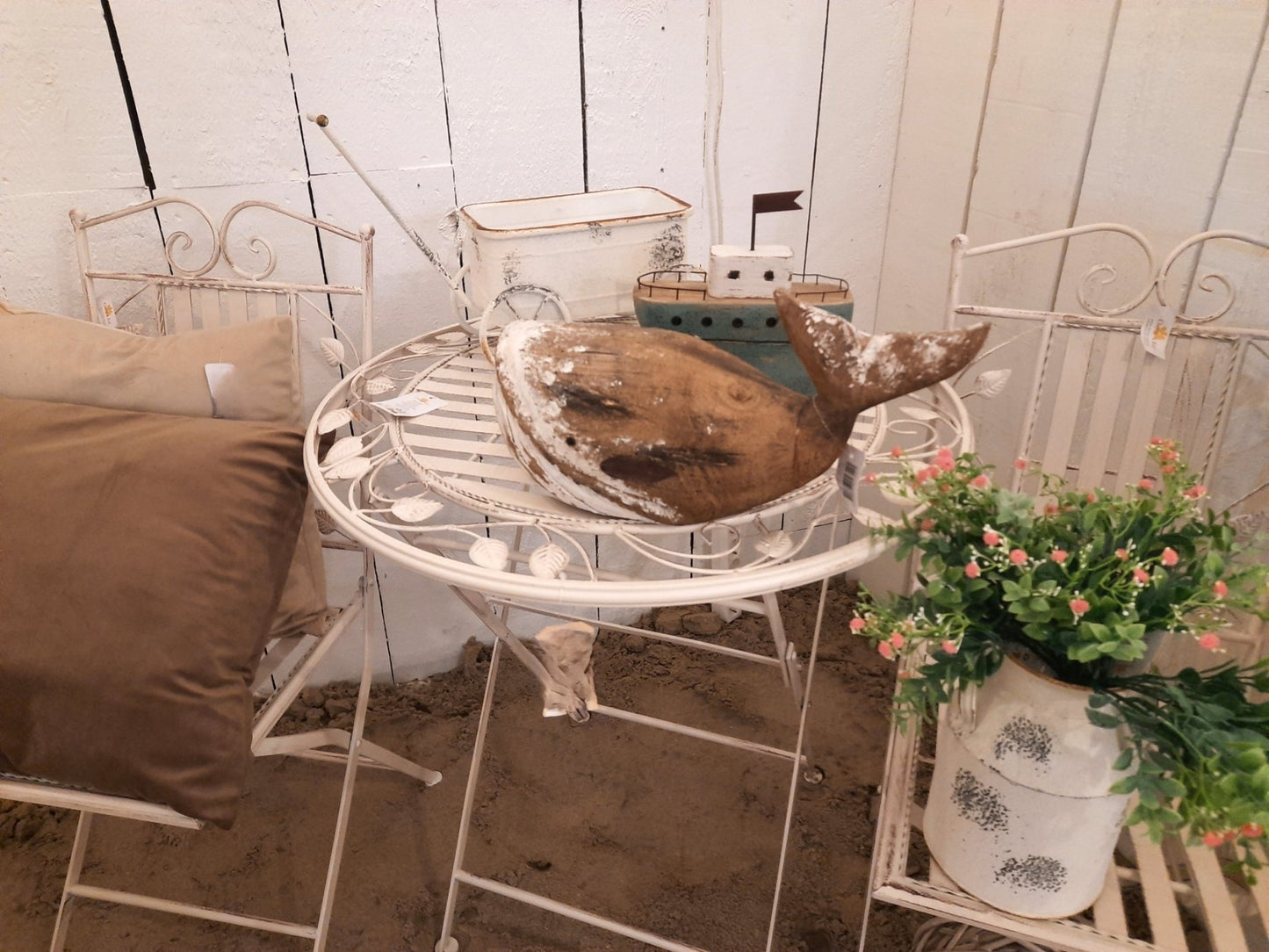 Großer Wal aus Holz Braun-Weiß 39cm - Maritime Deko {{ Shabby Chic und Landhaus Deko }} {{ www.Stein-Alt.de }}