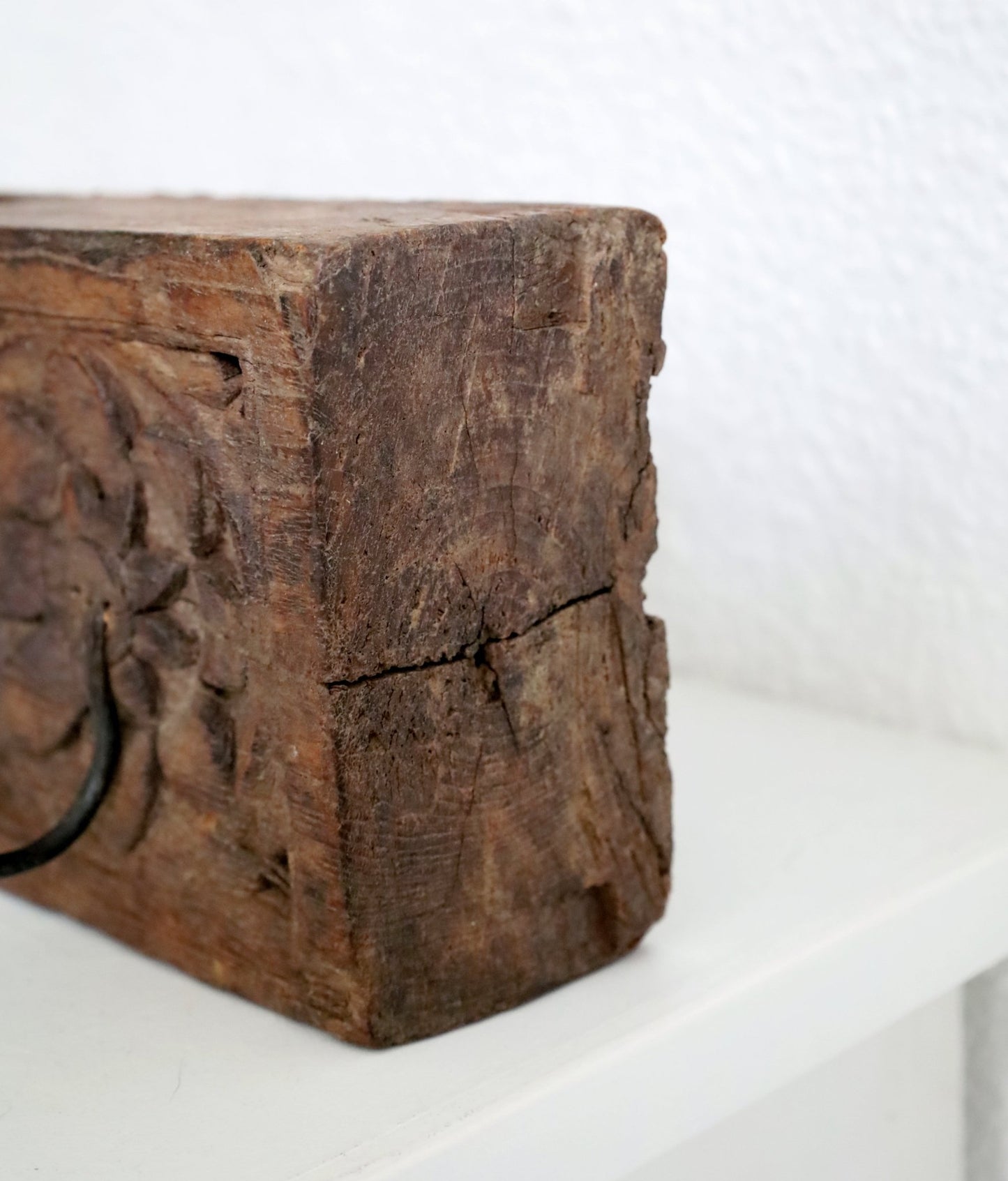 Hakenleiste aus Altholz - Upcycling Wandhaken im Landhausstil {{ Shabby Chic und Landhaus Deko }} {{ www.Stein-Alt.de }}