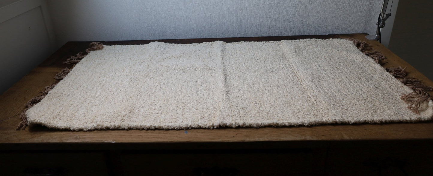 Handgeknüpfter Baumwollteppich Wollweiß - Landhausstil Teppich 100% Baumwolle 110 cm x 60 cm {{ Shabby Chic und Landhaus Deko }} {{ www.Stein-Alt.de }}
