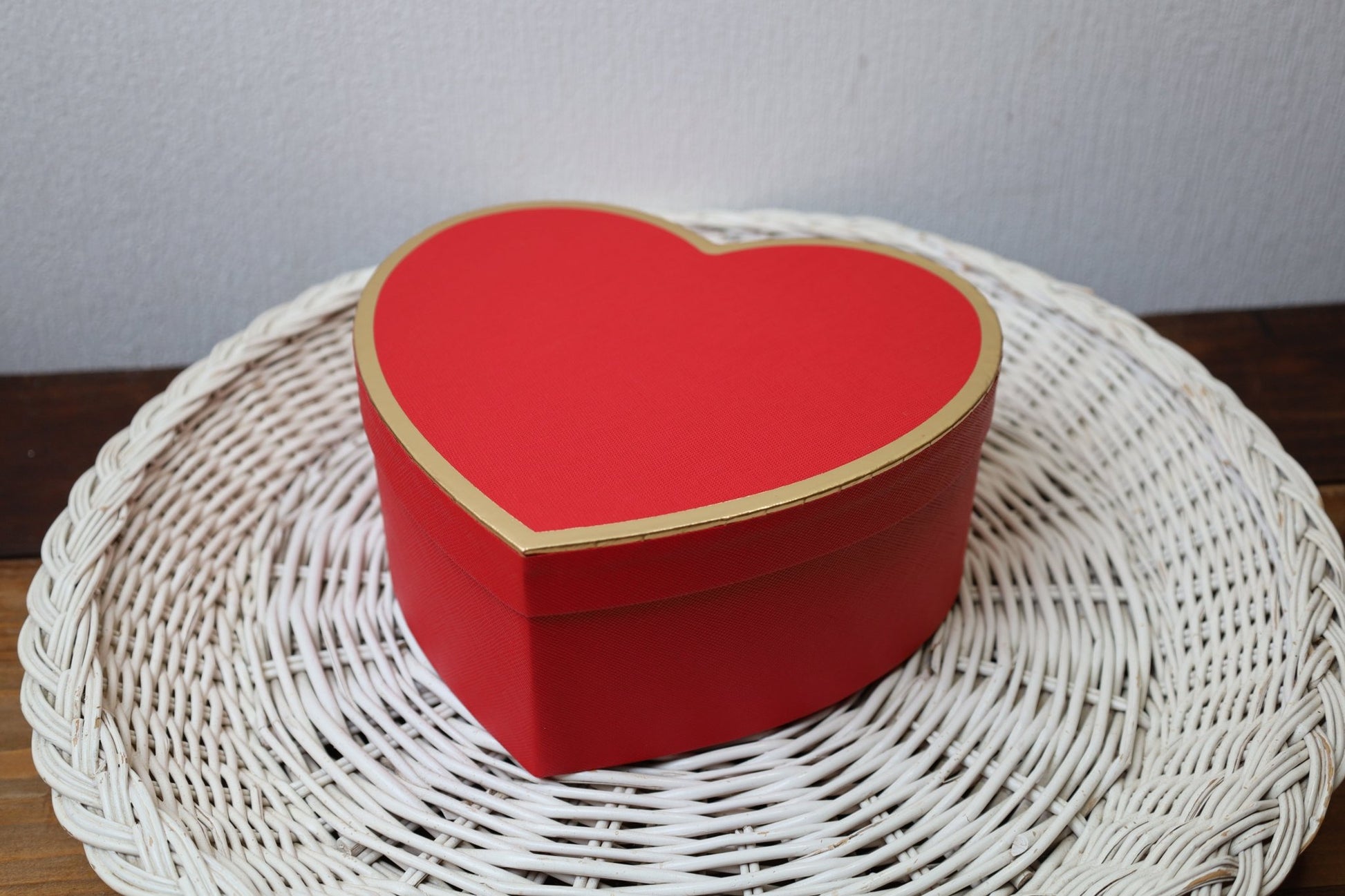Herzgeschenkbox 3er Set Rot - Romantische Aufbewahrungsbox Karton | Clayre & Eef {{ Shabby Chic und Landhaus Deko }} {{ www.Stein-Alt.de }}