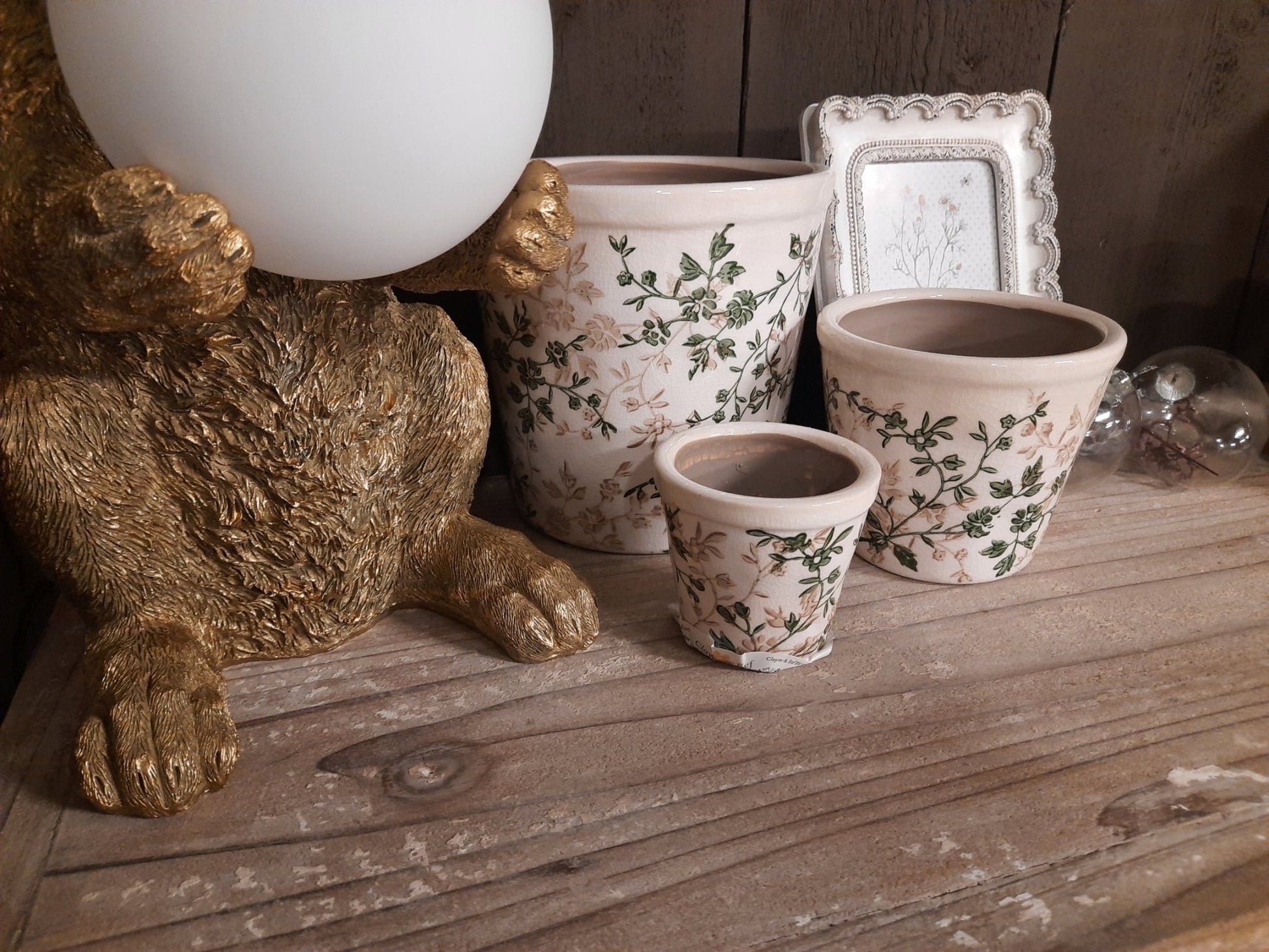 Keramik Blumentopf Grün-Beige mit Rankenmotiv - Clayre & Eef {{ Shabby Chic und Landhaus Deko }} {{ www.Stein-Alt.de }}