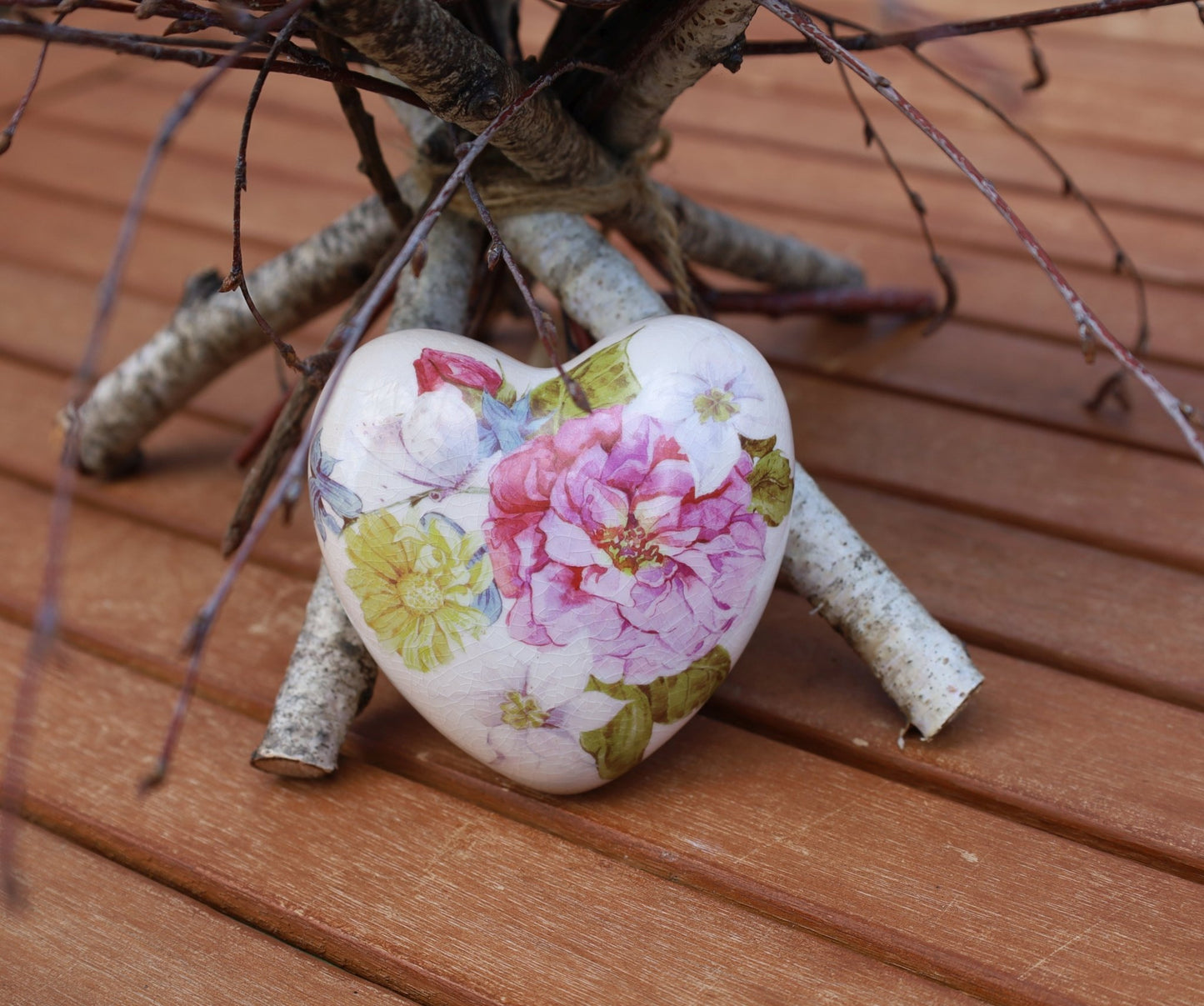 Keramik Herz mit Pfingstrosen - Vintage Deko Rosa Shabby Chic Klein: 8x8x4 cm {{ Shabby Chic und Landhaus Deko }} {{ www.Stein-Alt.de }}