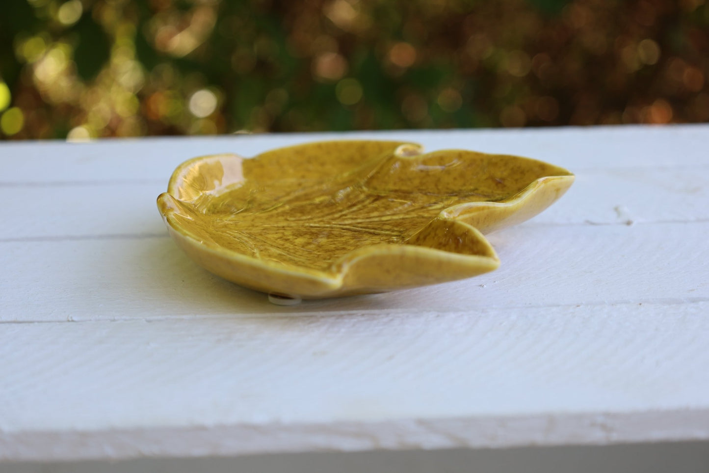 Keramik Schale Blattform Gelb 14x13 cm - Herbst Dekoration {{ Shabby Chic und Landhaus Deko }} {{ www.Stein-Alt.de }}