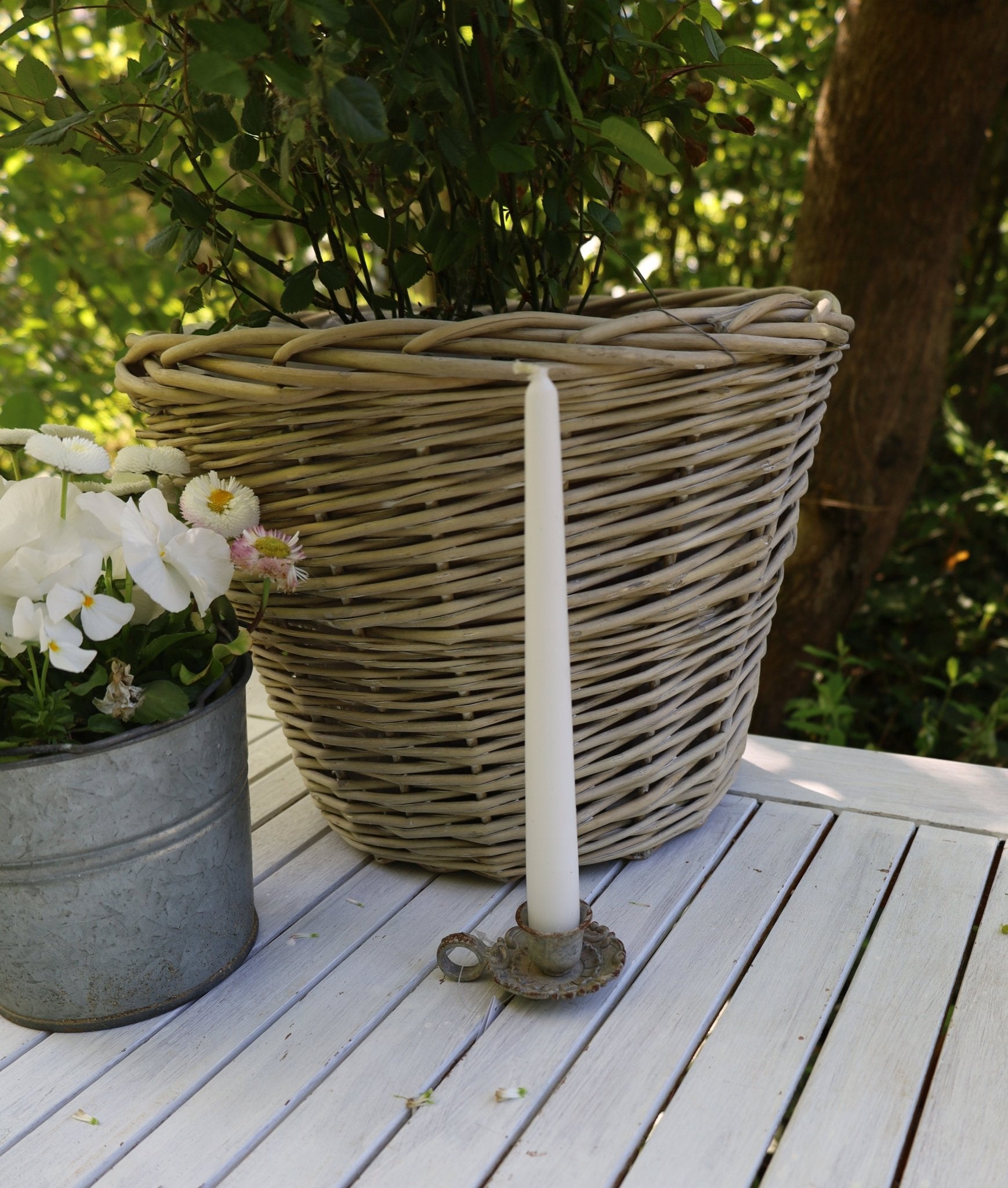 Kerzenständer Shabby Chic – Romantischer Kerzenhalter im Vintage Landhausstil {{ Shabby Chic und Landhaus Deko }} {{ www.Stein-Alt.de }}
