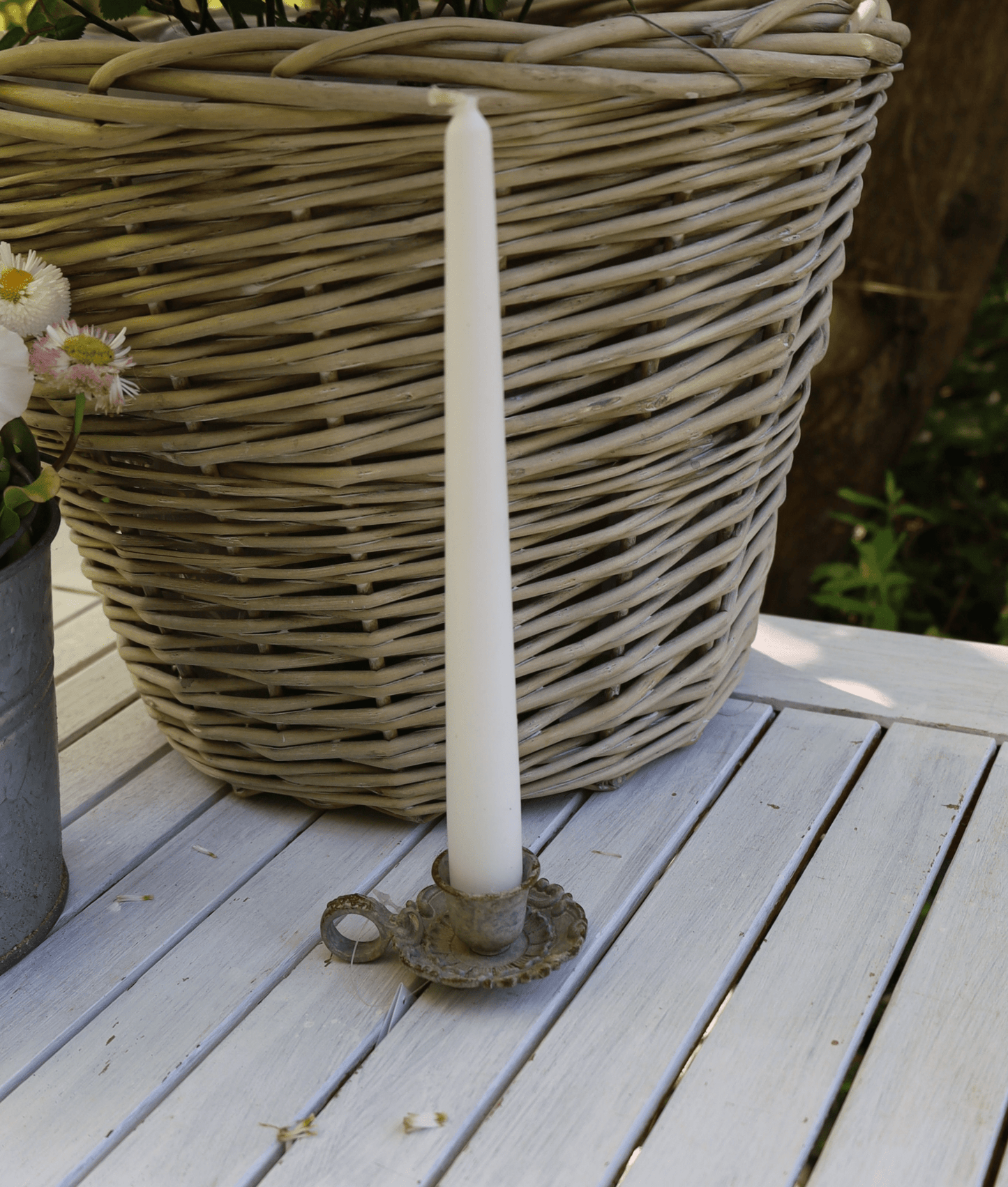 Kerzenständer Shabby Chic – Romantischer Kerzenhalter im Vintage Landhausstil {{ Shabby Chic und Landhaus Deko }} {{ www.Stein-Alt.de }}