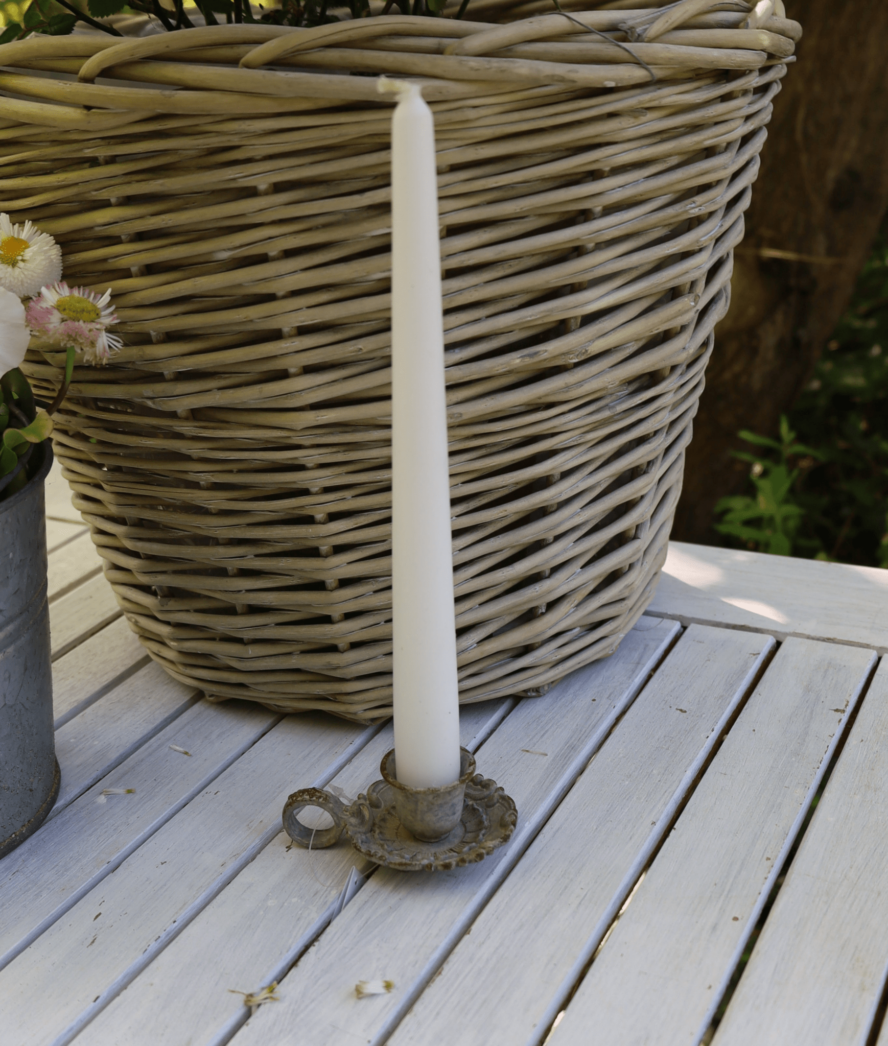 Kerzenständer Shabby Chic – Romantischer Kerzenhalter im Vintage Landhausstil {{ Shabby Chic und Landhaus Deko }} {{ www.Stein-Alt.de }}
