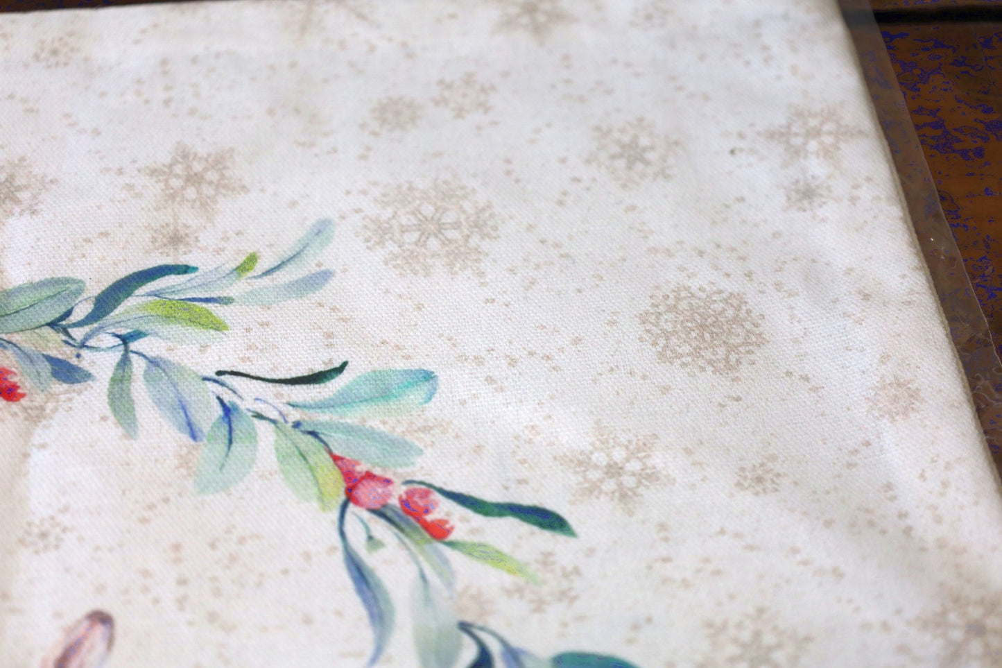 Kissenbezug Winterwald mit Reh-Motiv 40x40 cm - Baumwolle Landhaus-Stil {{ Shabby Chic und Landhaus Deko }} {{ www.Stein-Alt.de }}