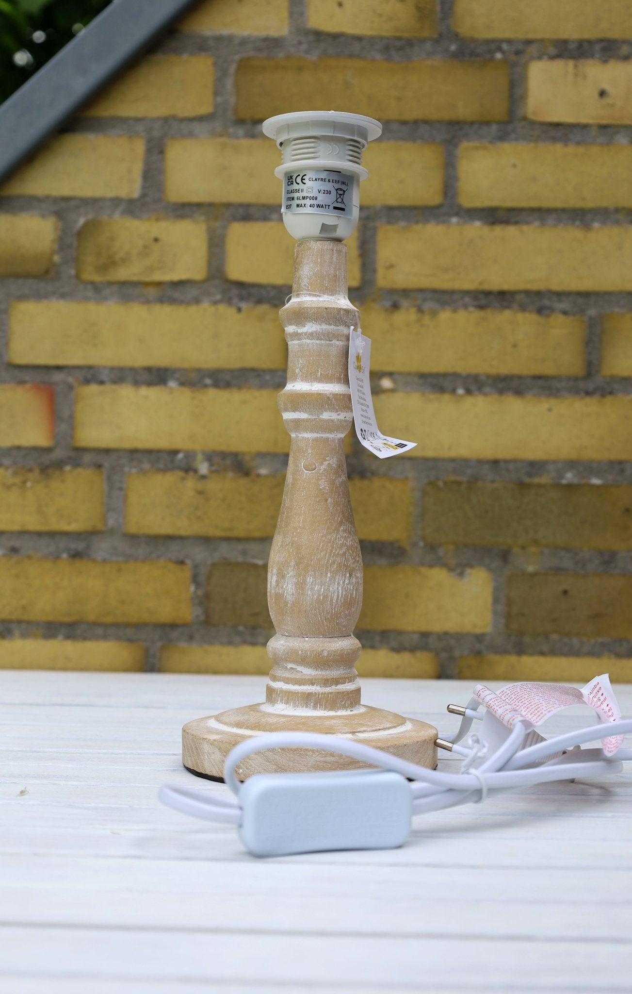 Lampenfuß Holz Braun E27 - Lampensockel ohne Schirm Landhausstil {{ Shabby Chic und Landhaus Deko }} {{ www.Stein-Alt.de }}