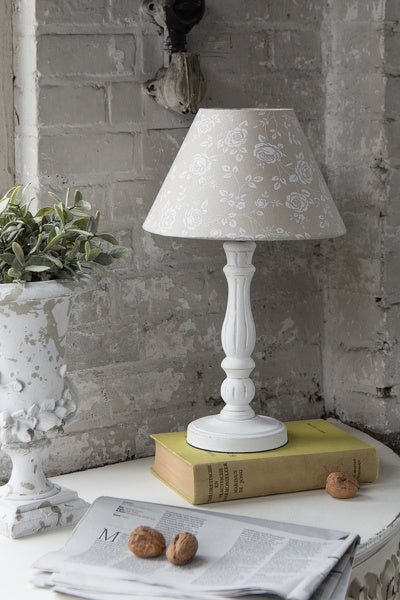 Lampenfuß Holz Weiß Shabby Chic - Lampensockel E27 Fassung ohne Schirm {{ Shabby Chic und Landhaus Deko }} {{ www.Stein-Alt.de }}