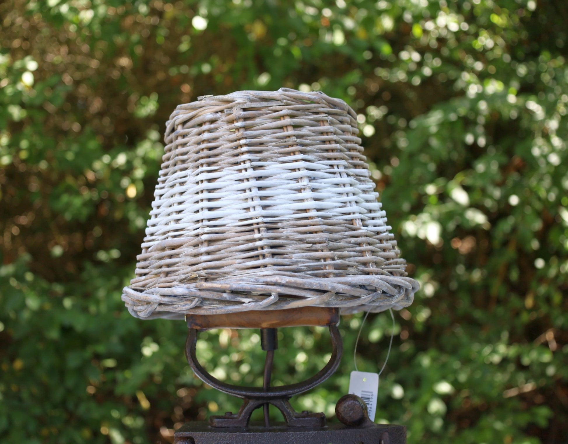 Lampenschirm Rattan Braun Weiß - Landhausstil & Maritim - Verschiedene Größen {{ Shabby Chic und Landhaus Deko }} {{ www.Stein-Alt.de }}