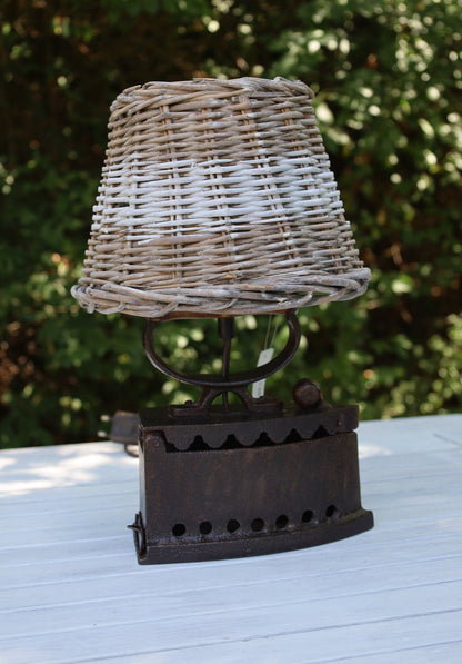 Lampenschirm Lampenschirm Rattan Braun Weiß – Landhausstil & Maritim – Verschiedene Größen Shabby Chic und Landhaus Deko bei www.Stein-Alt.de