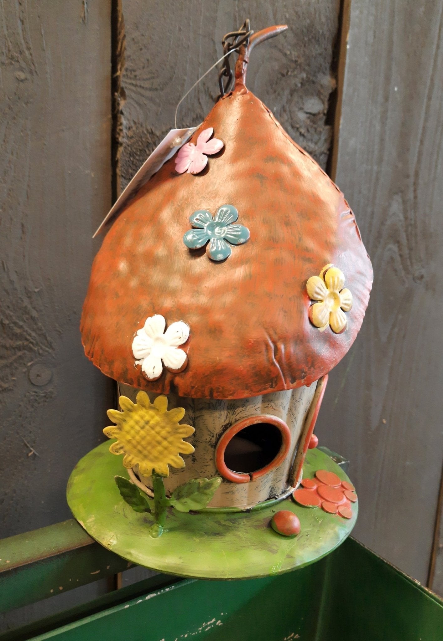 Märchenhaftes Vogelhäuschen aus Metall - Wetterfest & Dekorativ für Garten {{ Shabby Chic und Landhaus Deko }} {{ www.Stein-Alt.de }}