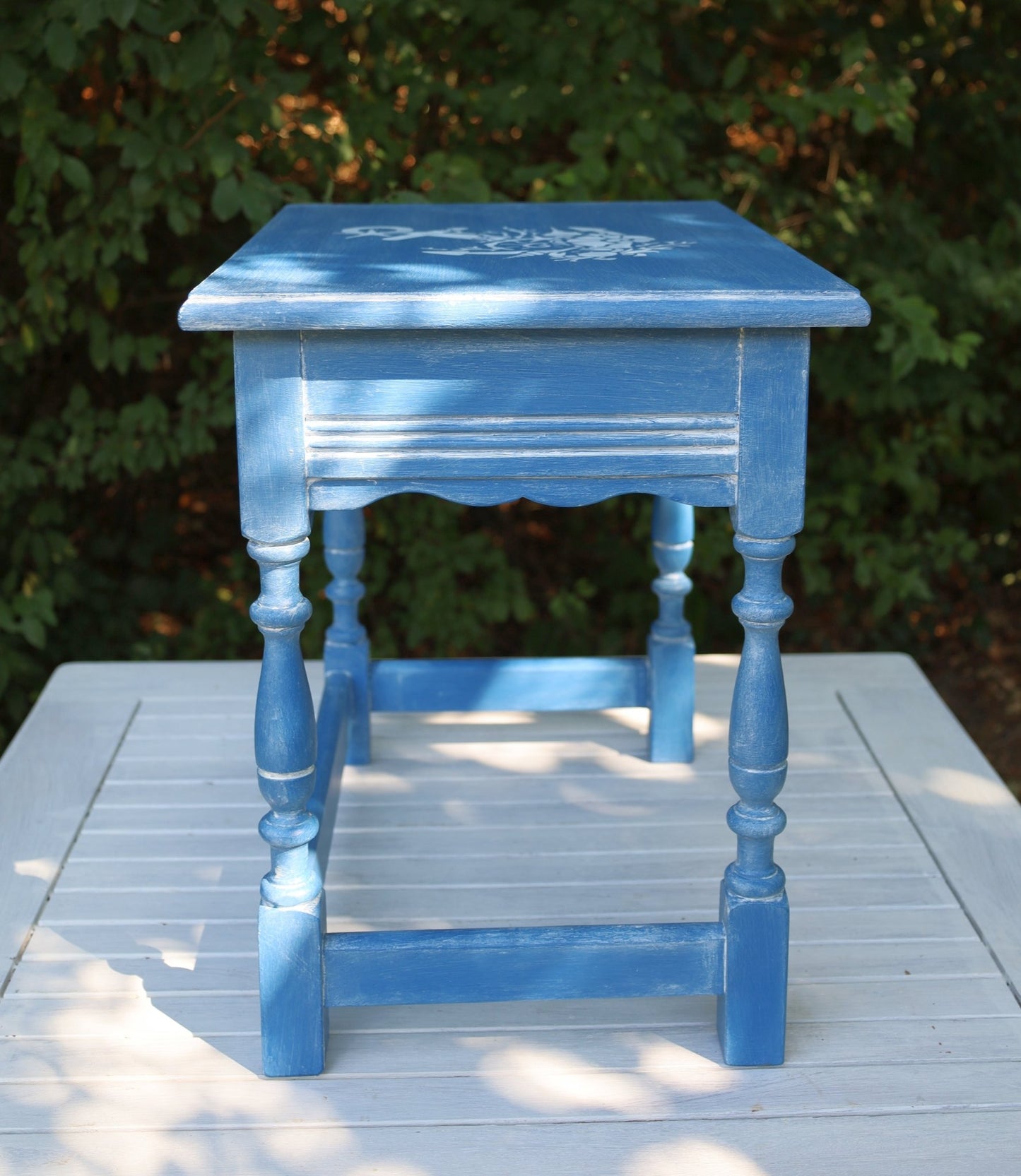 Maritime Beistelltische Blau – 3er Set aus Eiche massiv, Shabby Chic Upcycling {{ Shabby Chic und Landhaus Deko }} {{ www.Stein-Alt.de }}
