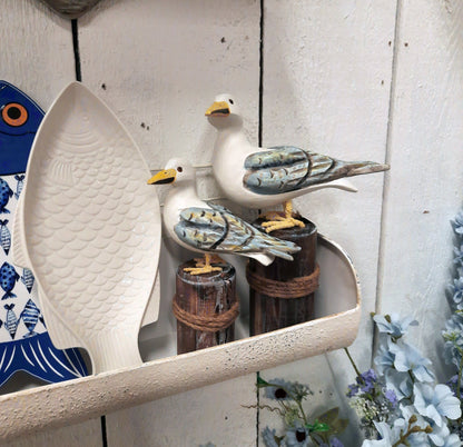 Figur Möwen aus Holz 2er Set - Maritime Deko Figuren Blau-Weiß auf Polder Shabby Chic und Landhaus Deko bei www.Stein-Alt.de