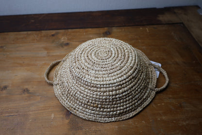 Obstkorb / Bastkorb Obstkorb aus Bast Ø 28 cm – Handgeflochtenes Körbchen mit Griffen Shabby Chic und Landhaus Deko bei www.Stein-Alt.de