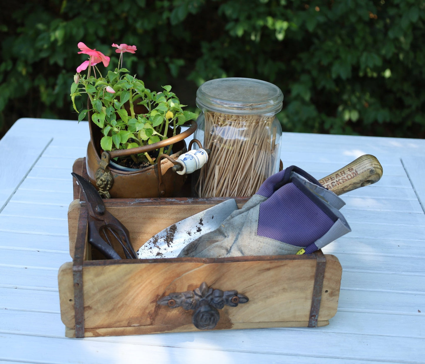 Organizer für Garten und Balkon aus alten Ziegelformen mit Griffen {{ Shabby Chic und Landhaus Deko }} {{ www.Stein-Alt.de }}